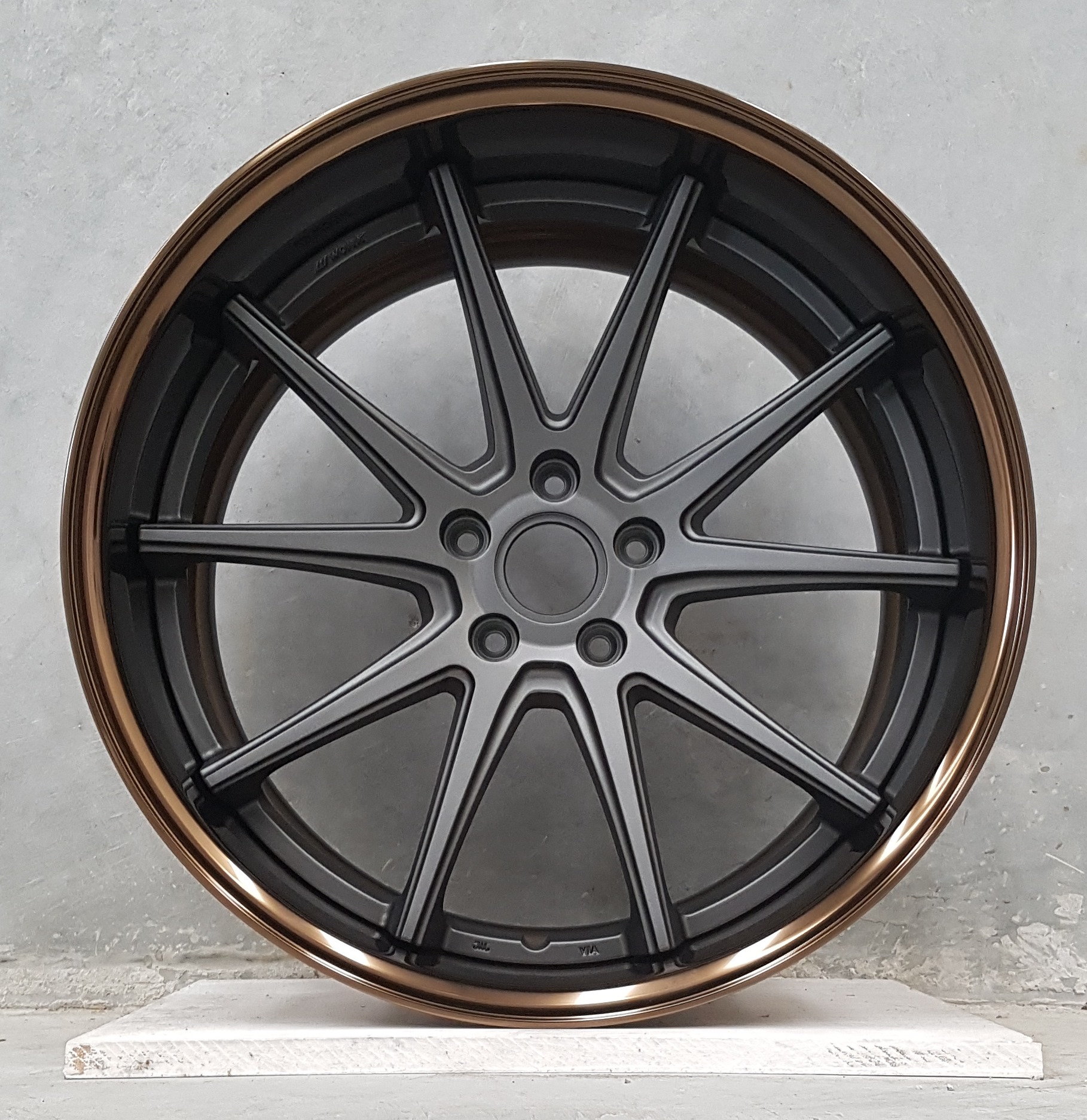 WORK - Wheels: WORK GNOSIS CV201 Sizes: 20x10.5 +5 Disk: W (deep