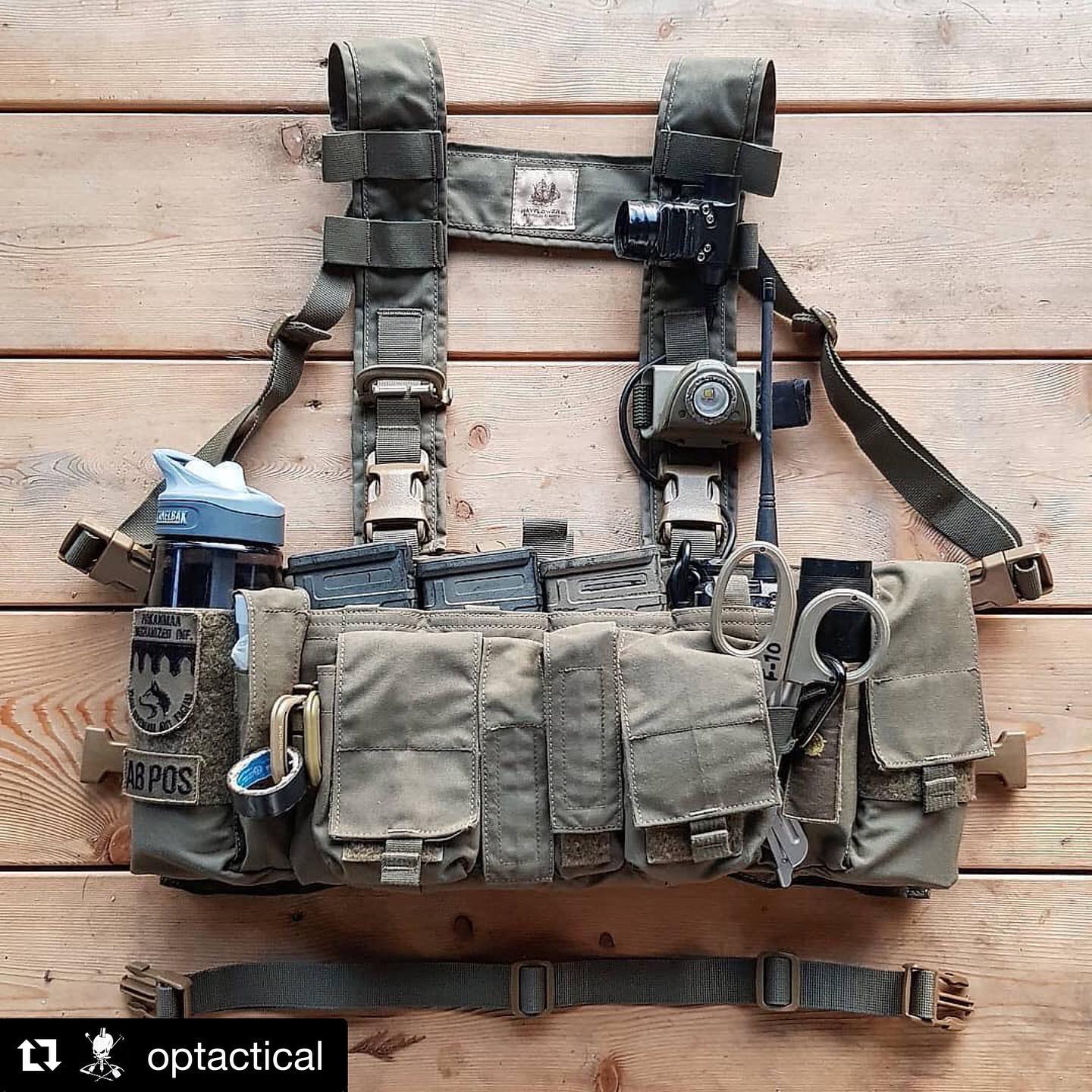 Mayflower UW Gen IV chest rig for armor carriers