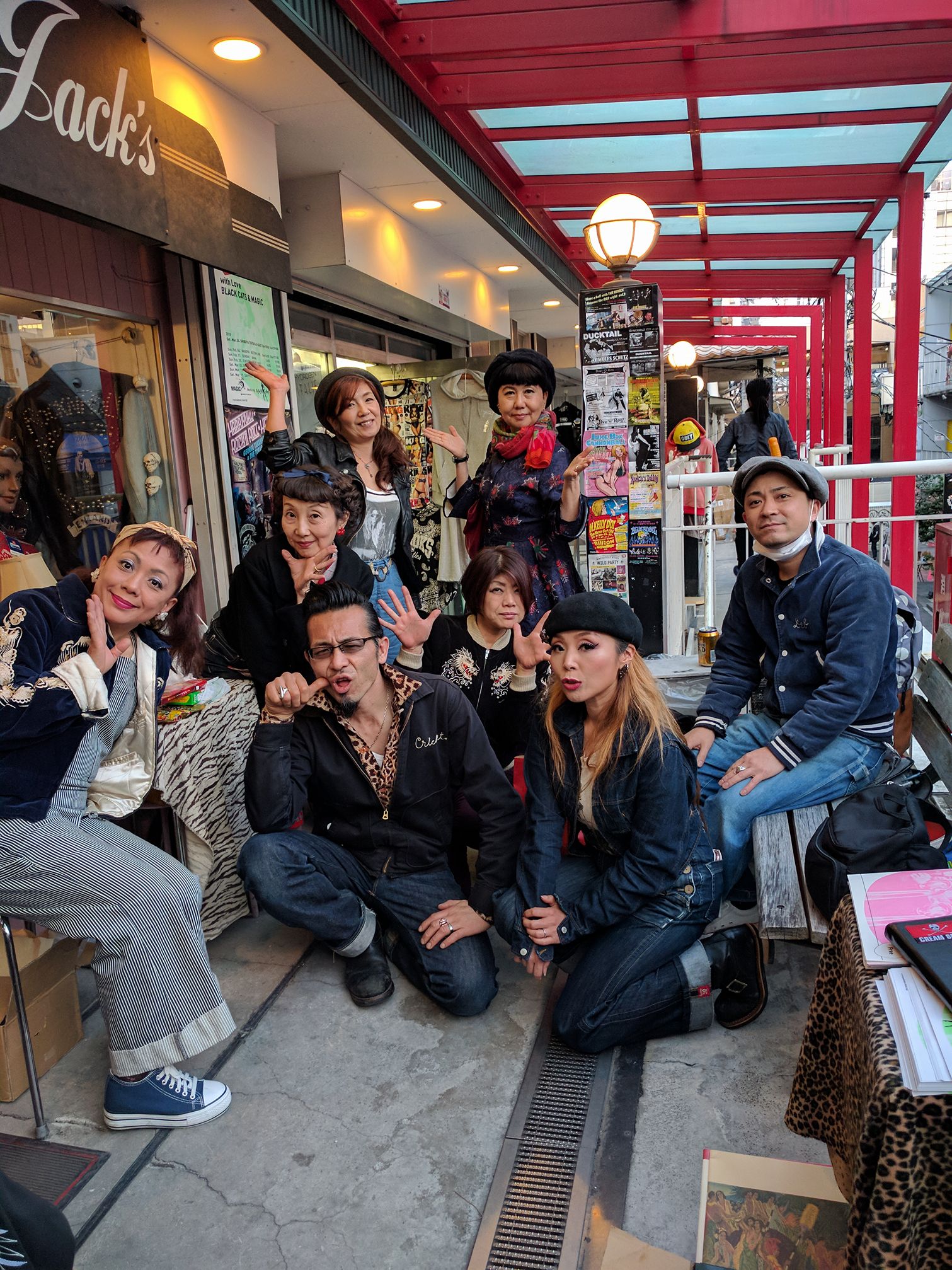 Cafe Streamline - 今週土曜日27日、夜7時半からストリームライン6年目突入記念スイングジャズナイトを開催いたします。 サマー ...