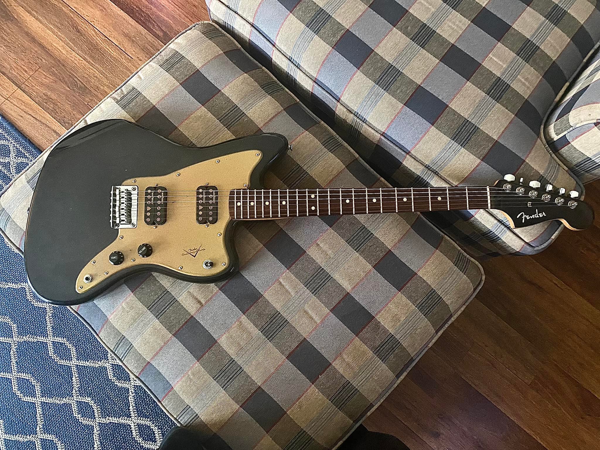 Upgraded Squier Jagmaster with Seymour Duncan 59 humbucker