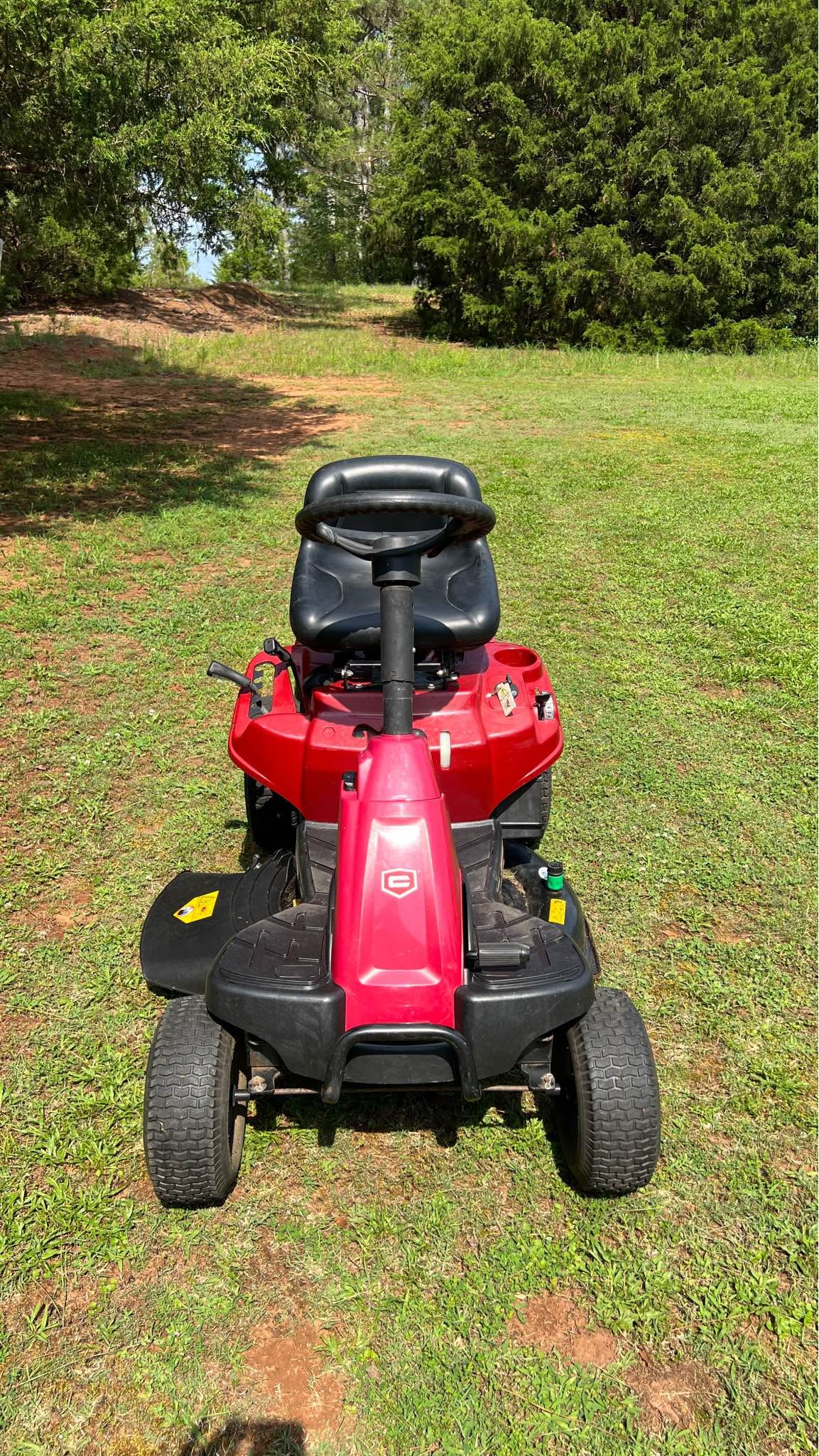 Craftsman R1000 Riding Lawn Mower - Lawn Mowers - Brownsboro, Alabama ...