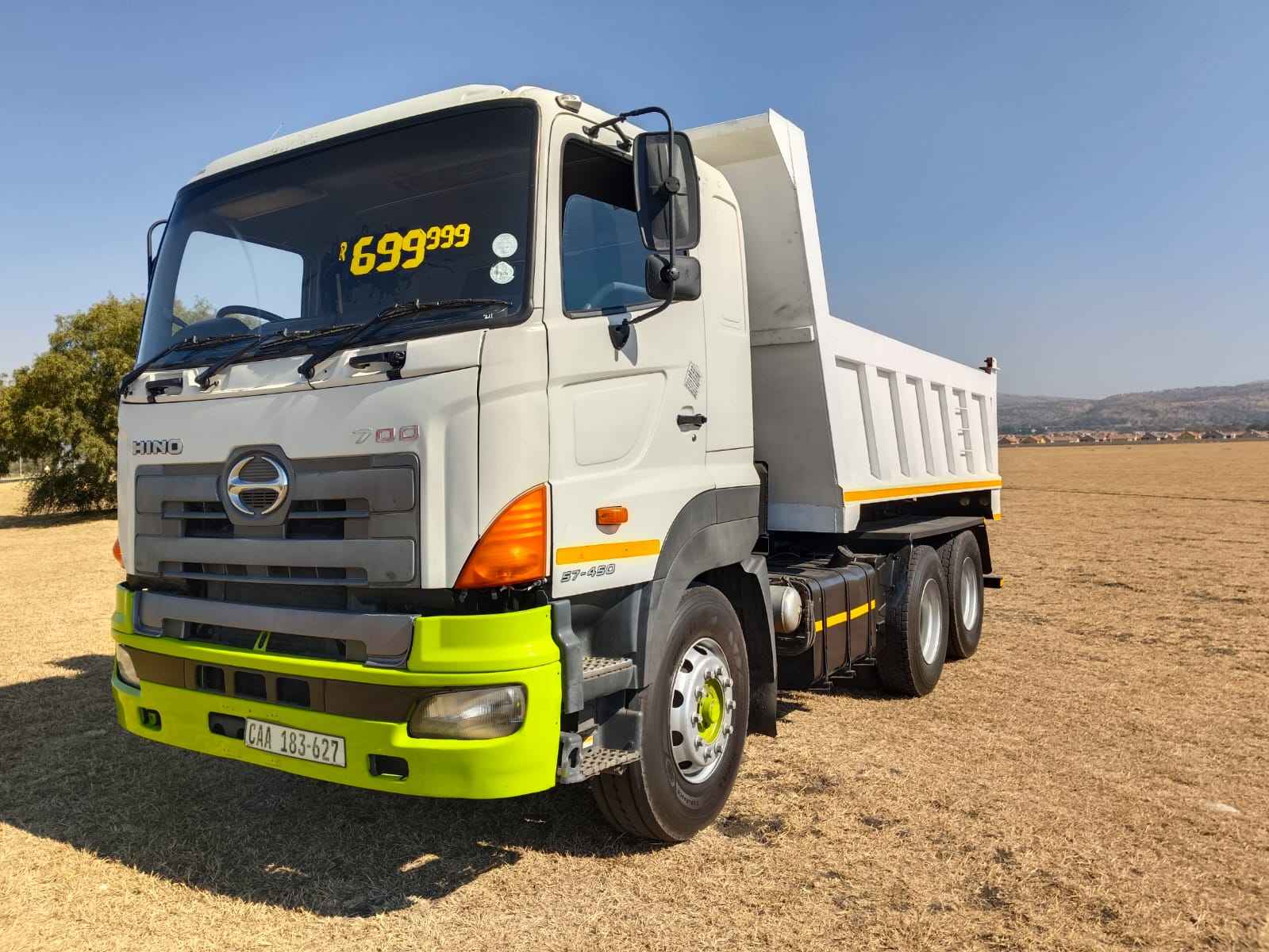 hino-700-10-cube-tipper