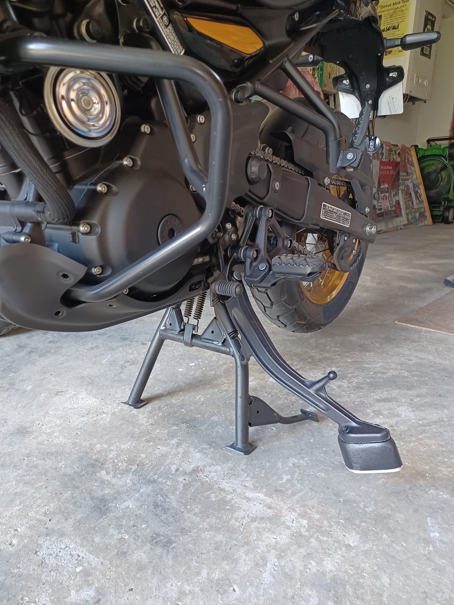 Béquille Moto Royal Enfield Himalayan 2020-2023 - Coussinet Extension CNC Sans Logo Noir