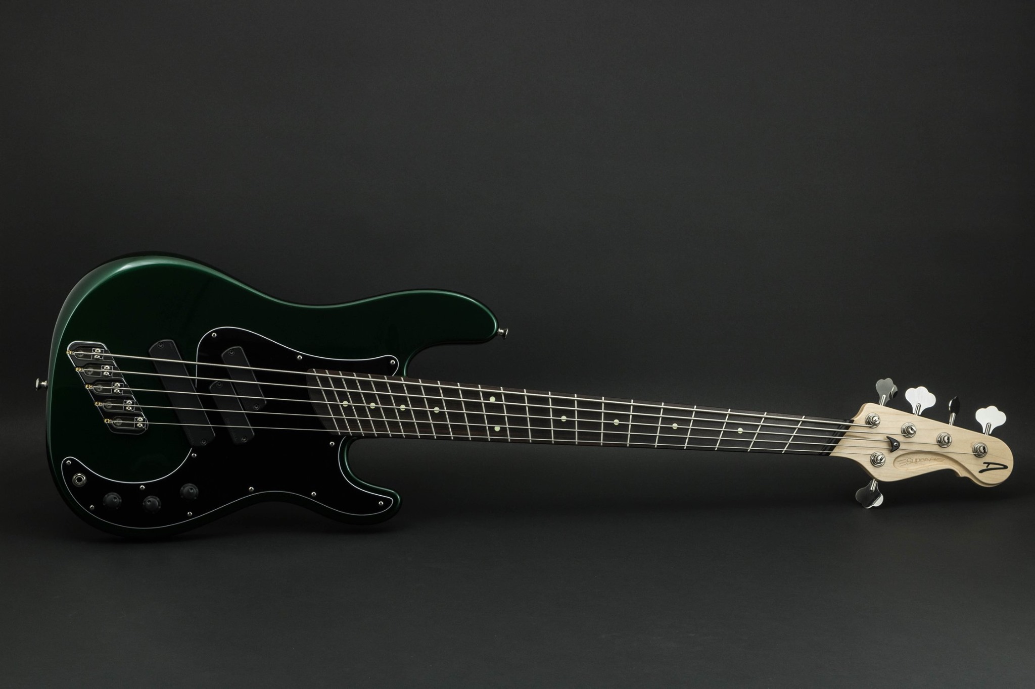 This Dingwall Super PJ will make your friends green with envy