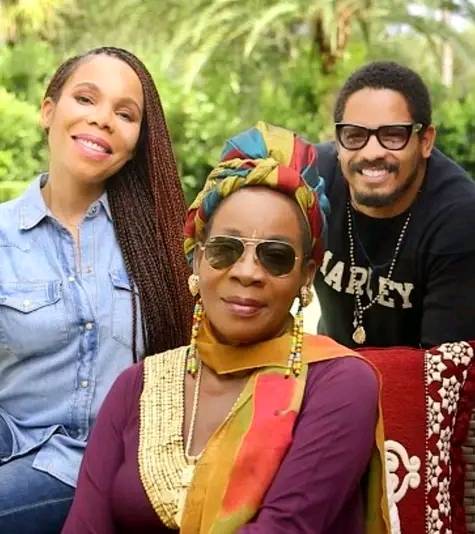 Ghettorian - Rita Marley reasoning with Cedella Marley and Rohan Marley ...
