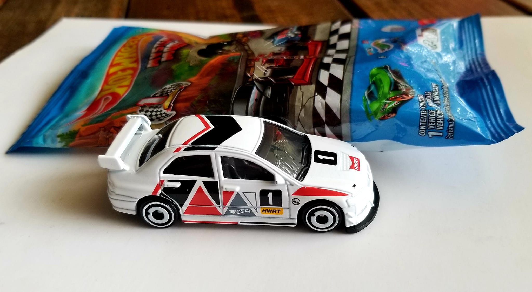 Hot Wheels Mystery Models 2025 Série 1 - Amazoom #4 Argent (Morris), Modèle Scellé Neuf, échelle 1:64