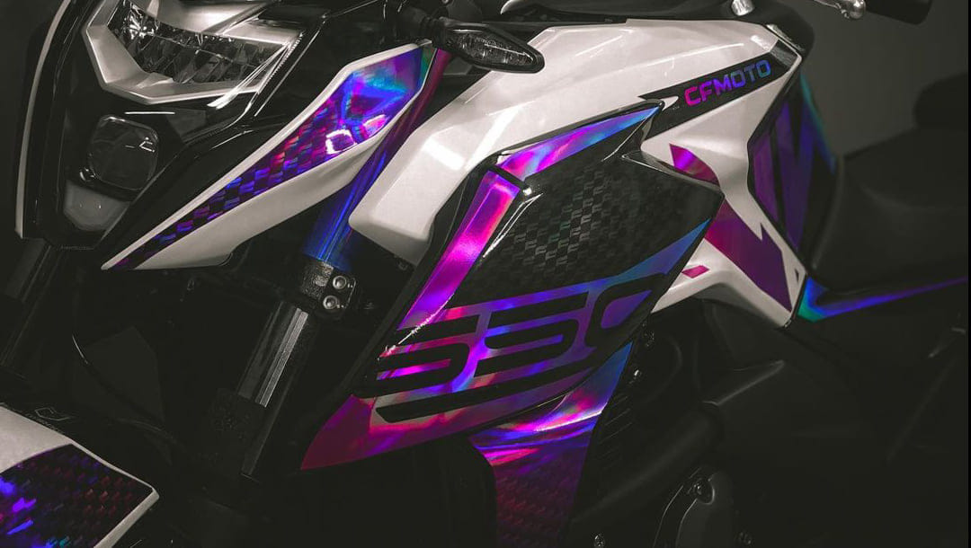 bryking_designs - YAMAHA R3 🏍️ FULL WRAP ROSADO PASTEL 👑🏯 ... | Facebook