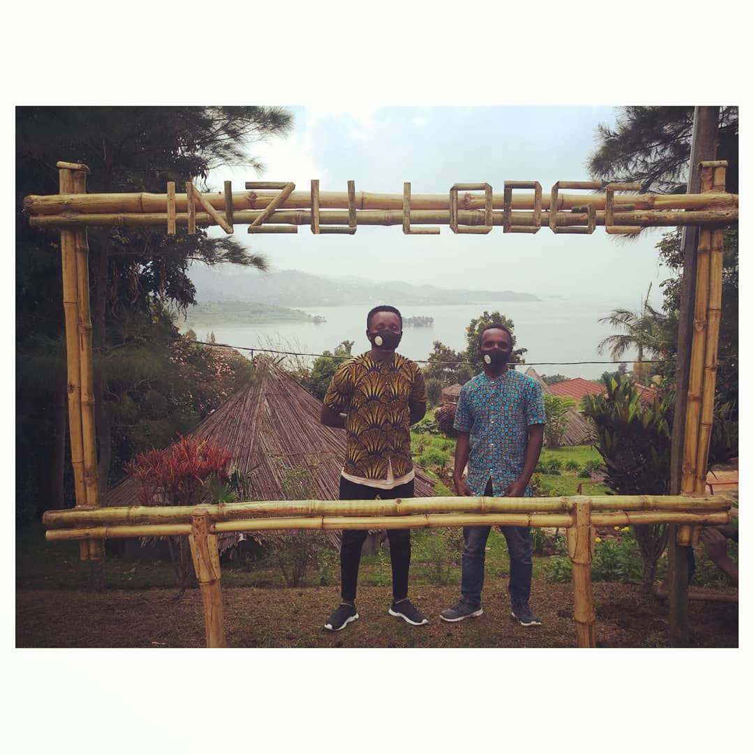 INZU Lodge - On your next visit try our new bamboo frame...