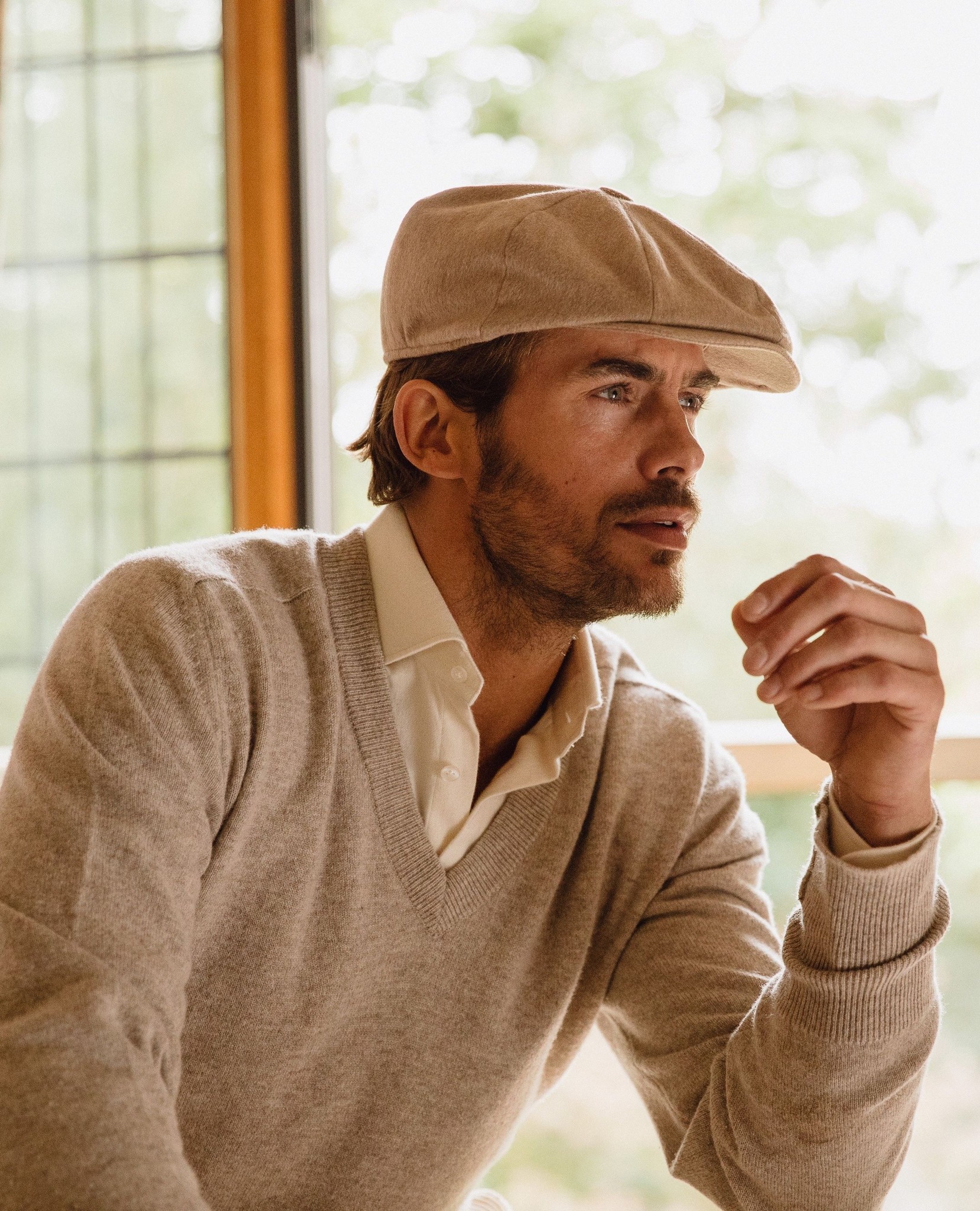 The Classic Felt Box Logo Cap offers a fresh take on a classic