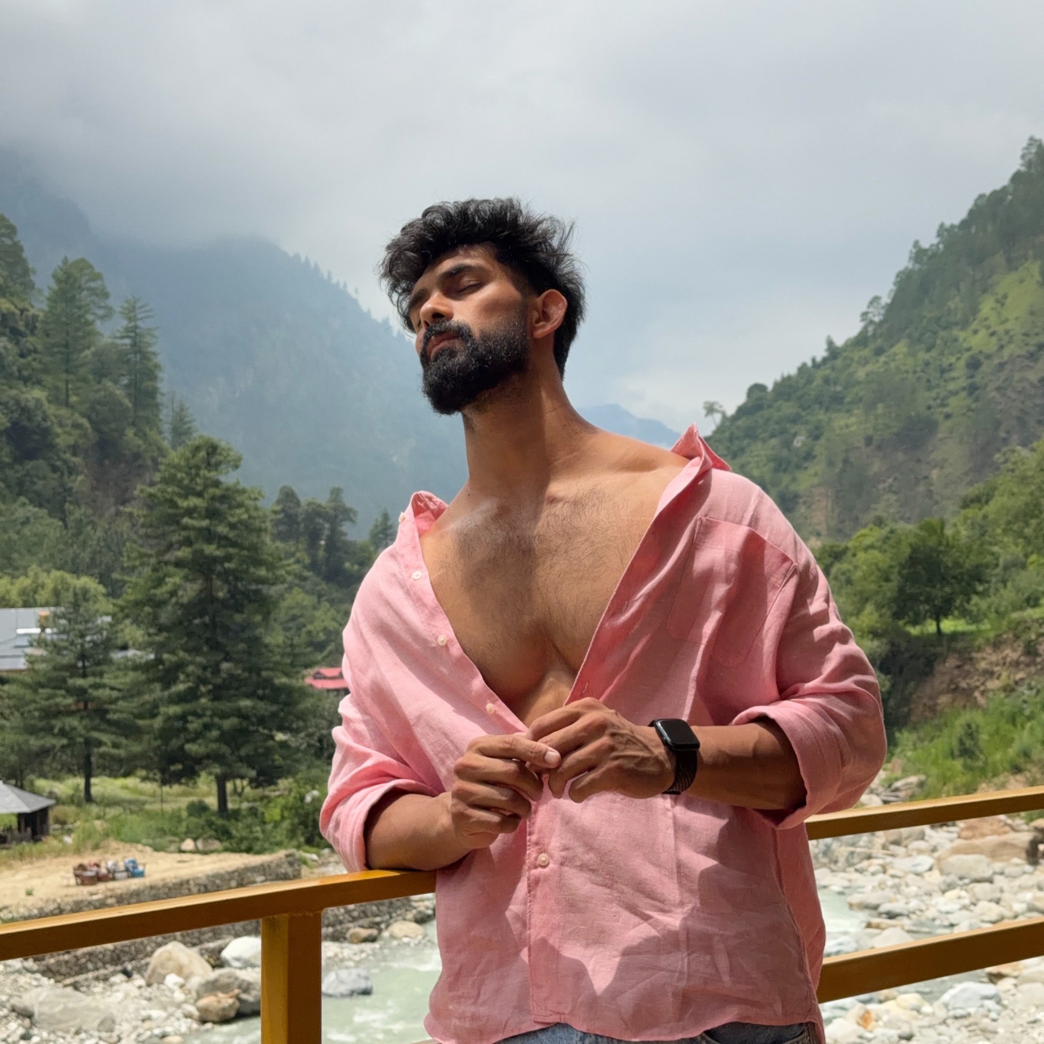 Vansh Malik - Just giving you something to look at 👀🦍... | Facebook