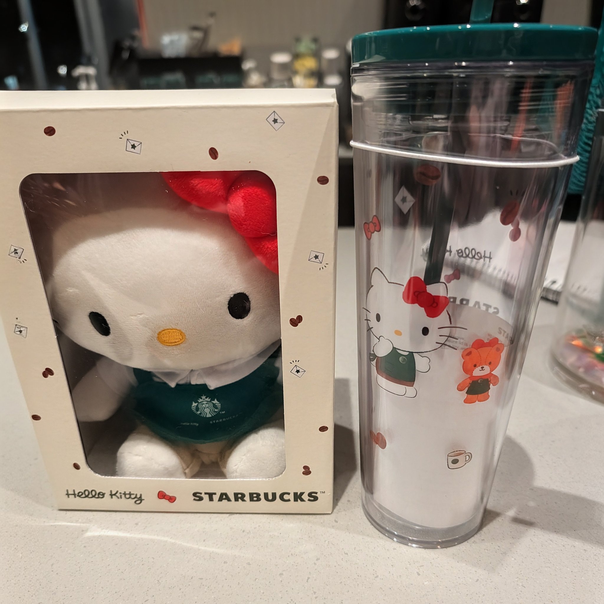 Starbucks Hello Kitty collection finds