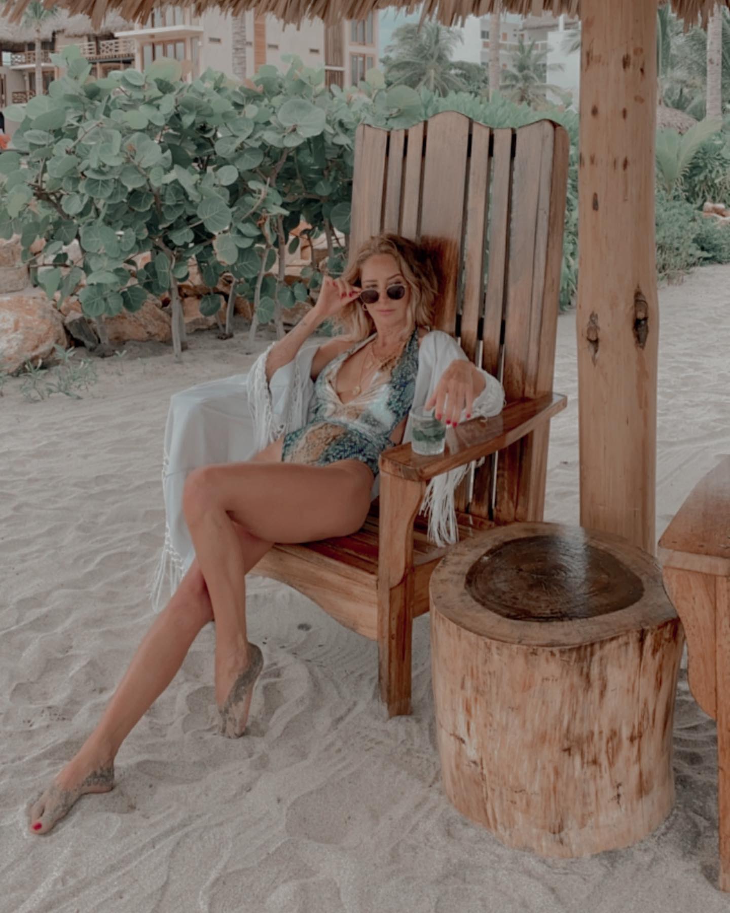 Sandy feet, Happy soul 🙌🏻 @casajosephzicatela