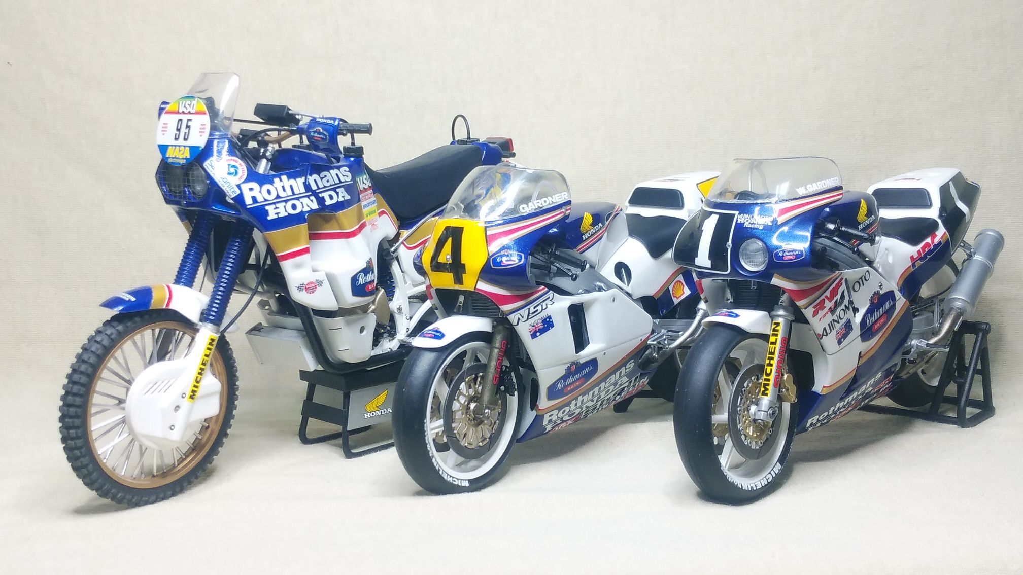 タミヤ1/12 VFR750改 1987年鈴鹿8耐 W,・ガードナー＆D・サロン組の