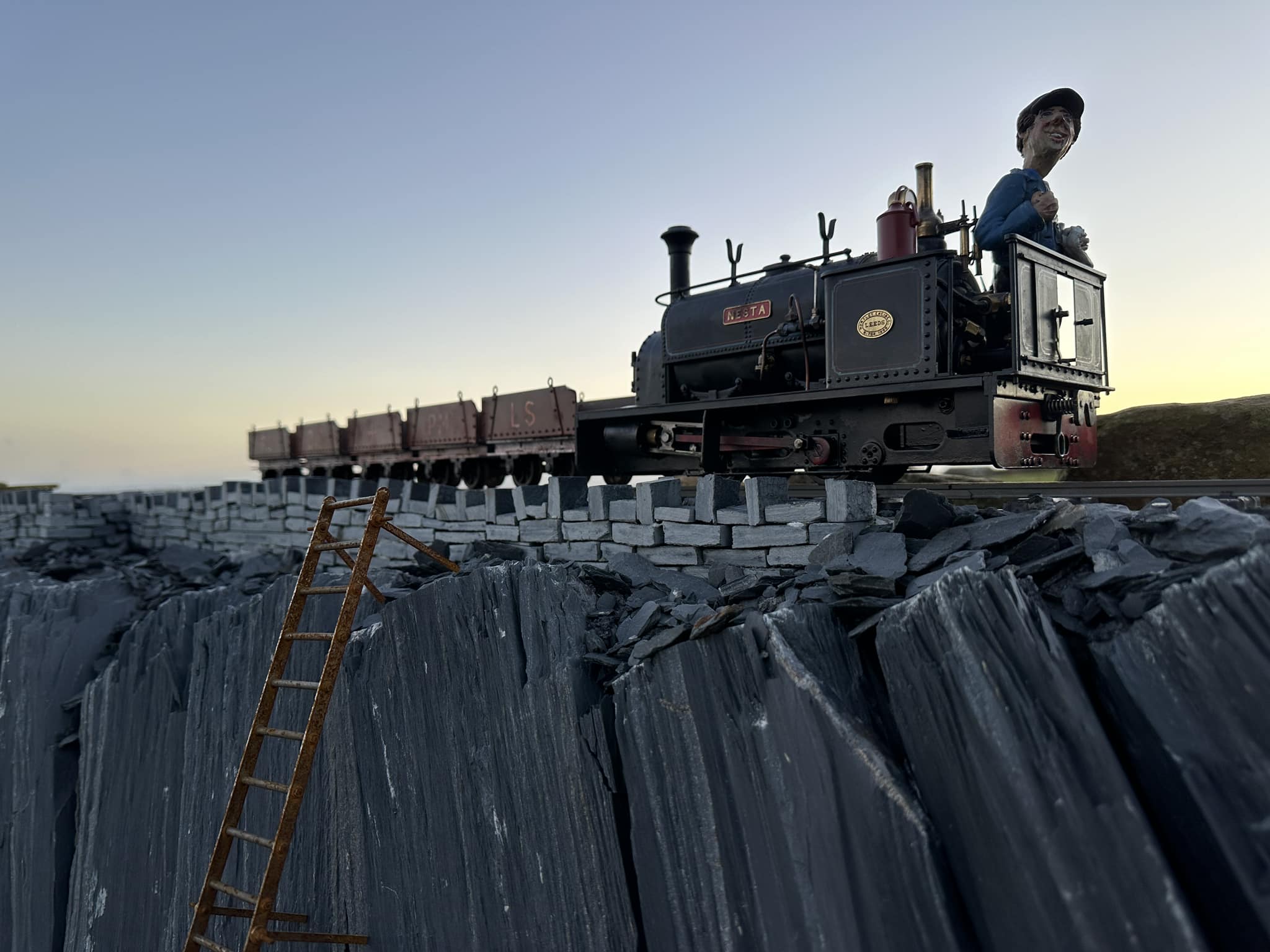 7/8ths” scale and larger model railways | Late entry for Side on ...
