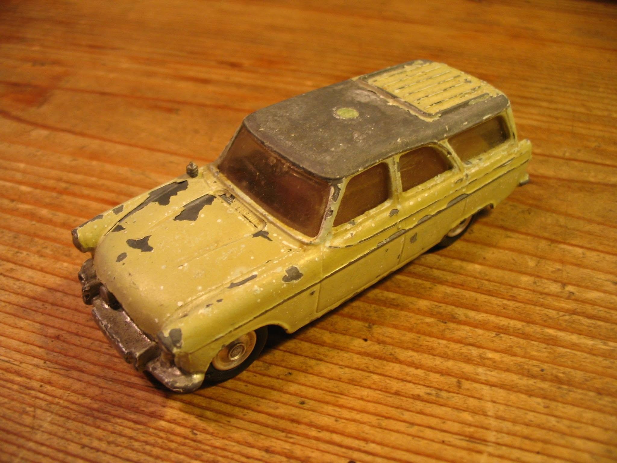Ford Zephyr motorway patrol cars introduced