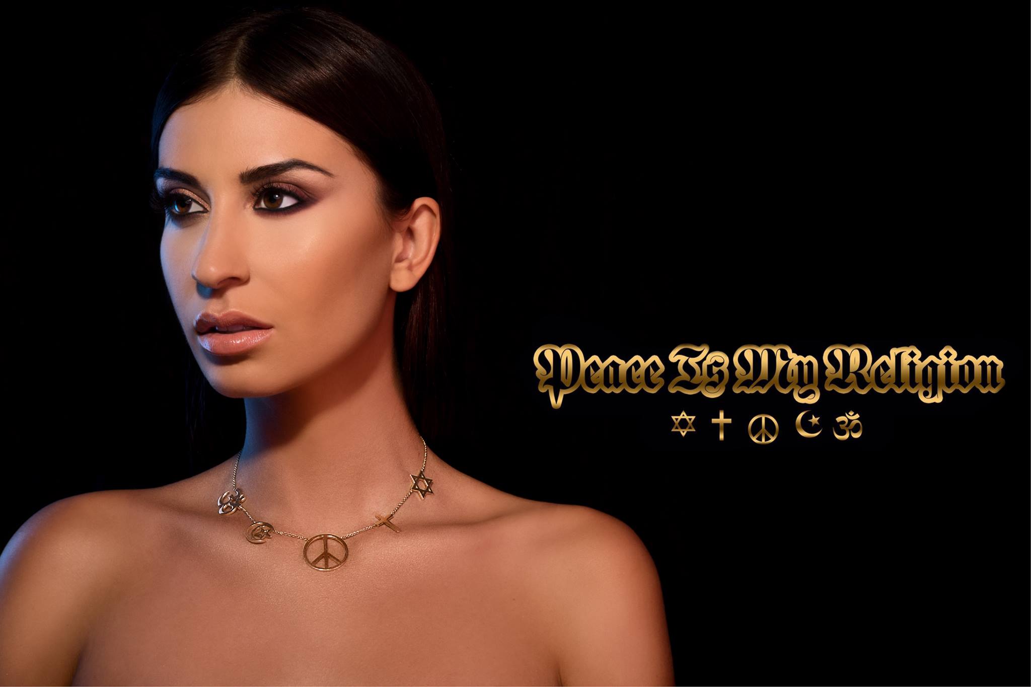 Collier Peace Is My Religion