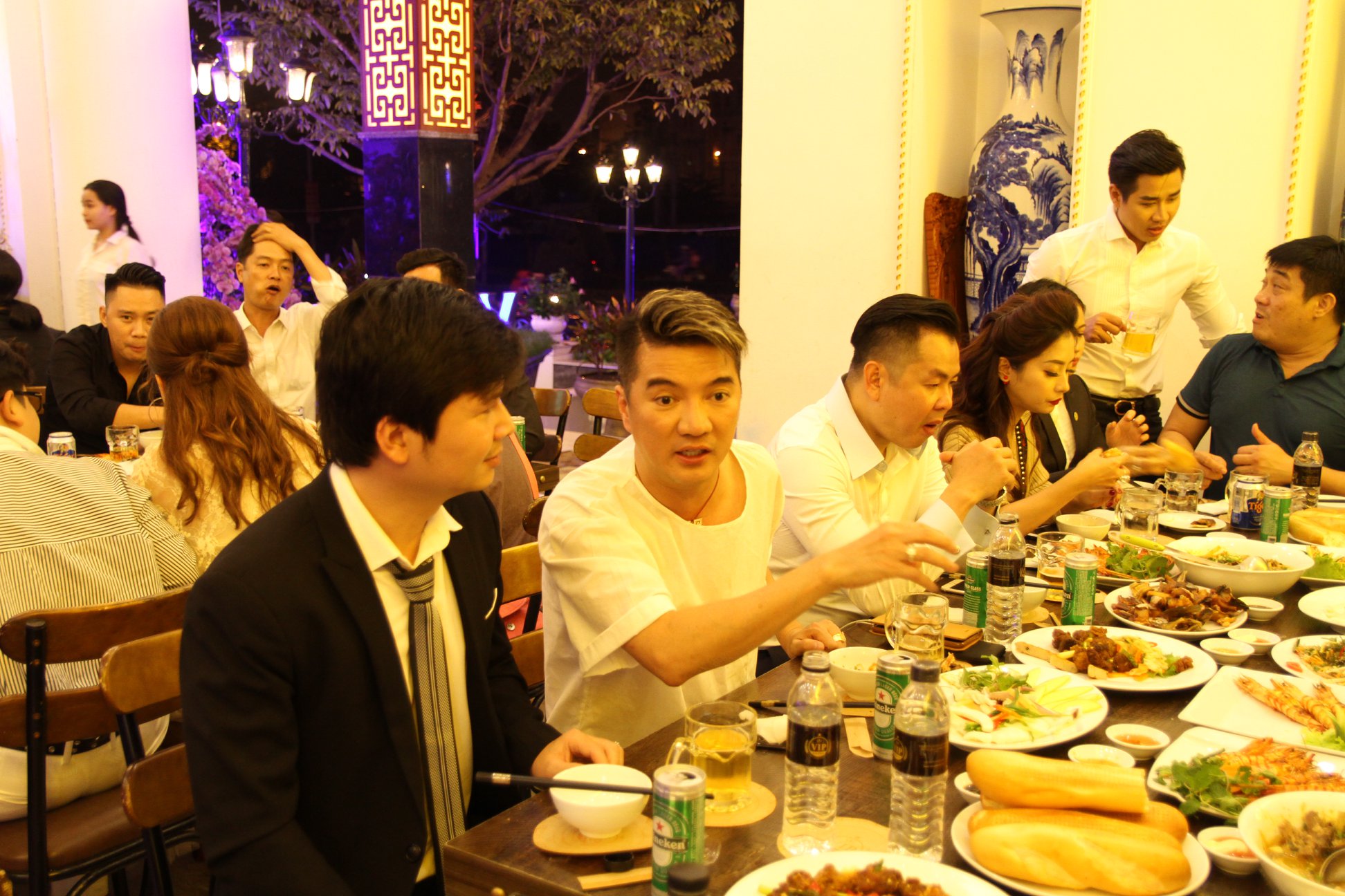 Vip Restaurant - Home