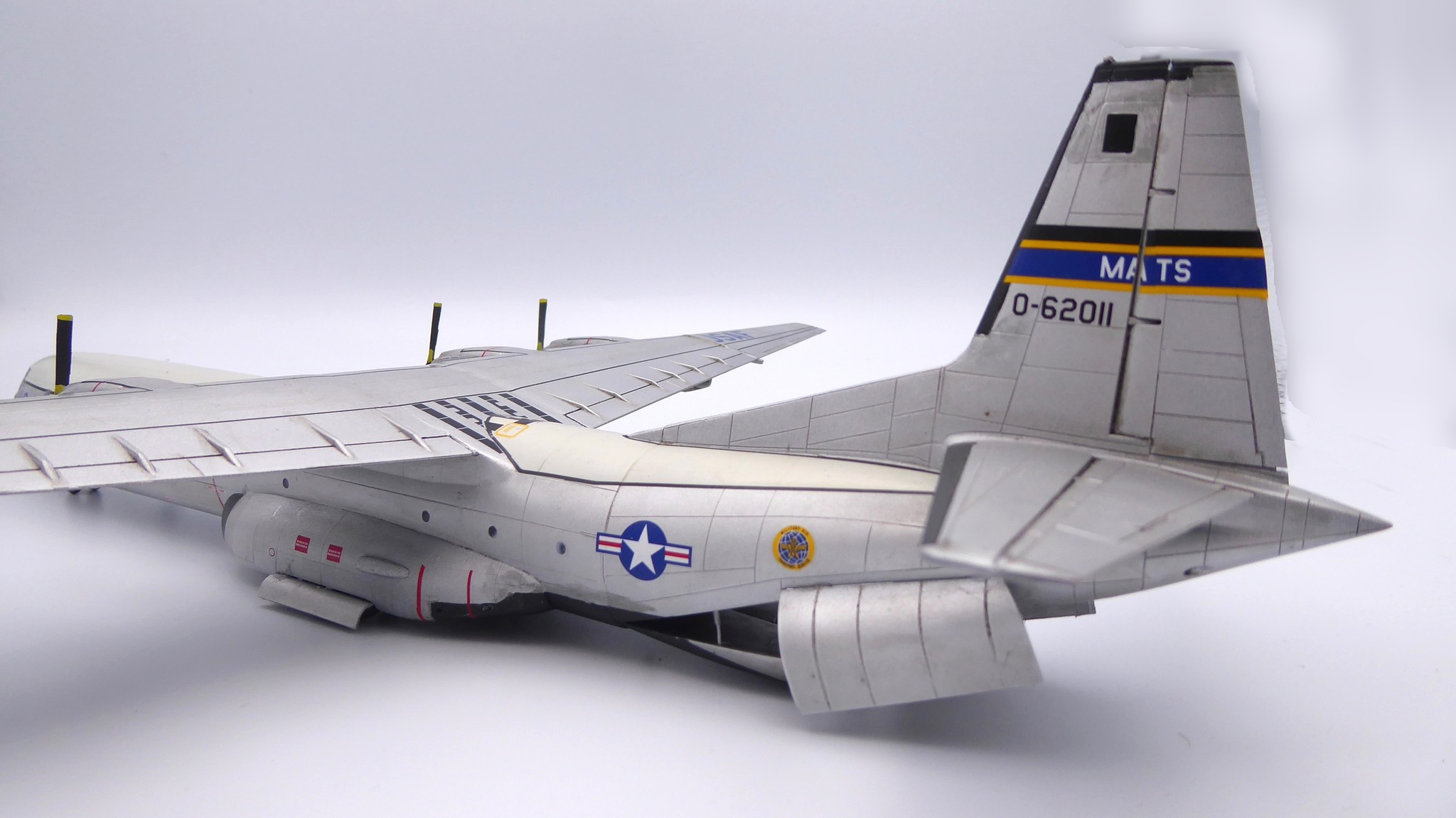 USAF heavy aircraft models in 1/144 scale