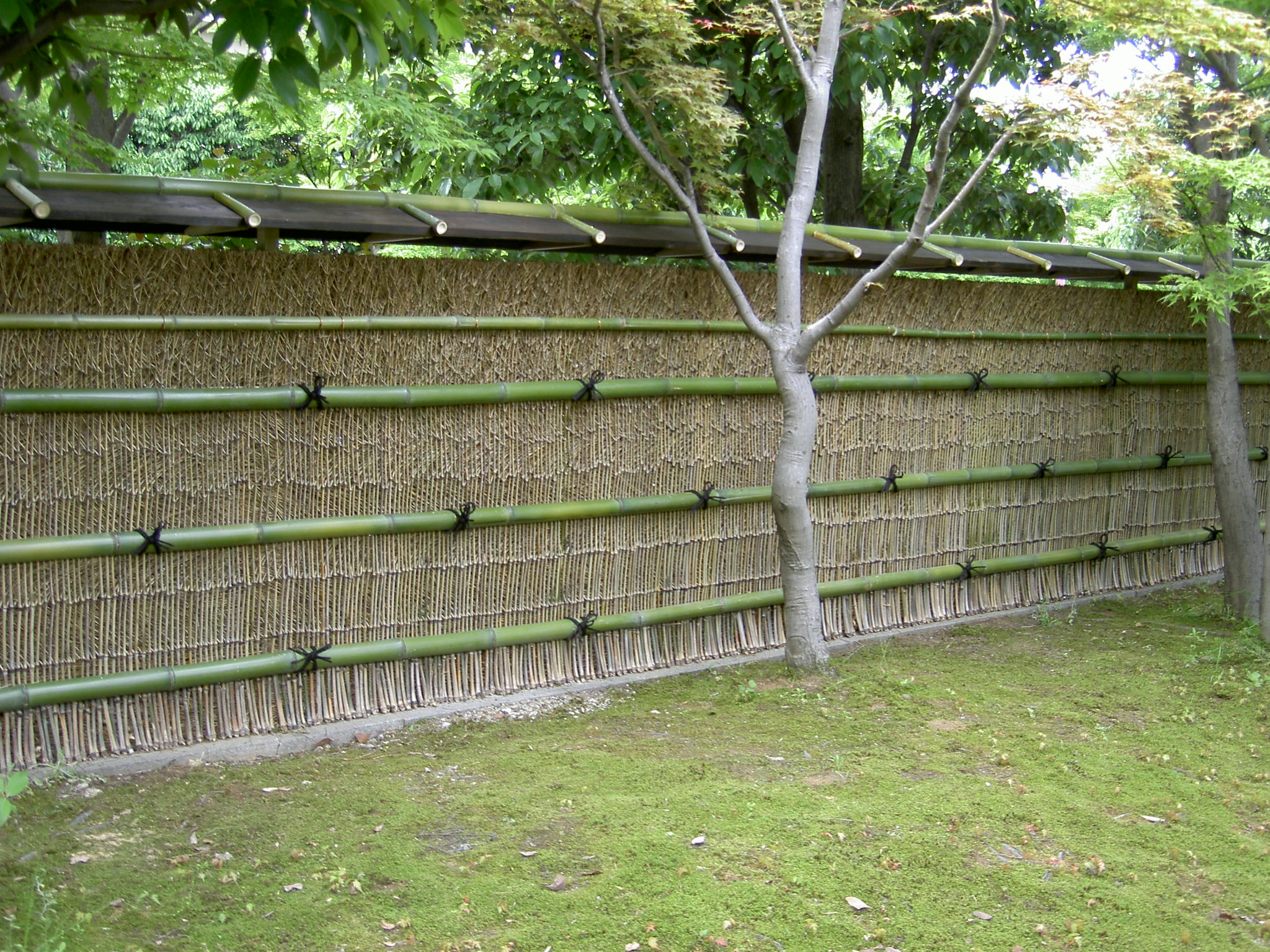 “建仁寺垣・竹垣の専門店” 長岡銘竹株式会社 added... - “建仁寺垣・竹垣の専門店” 長岡銘竹株式会社