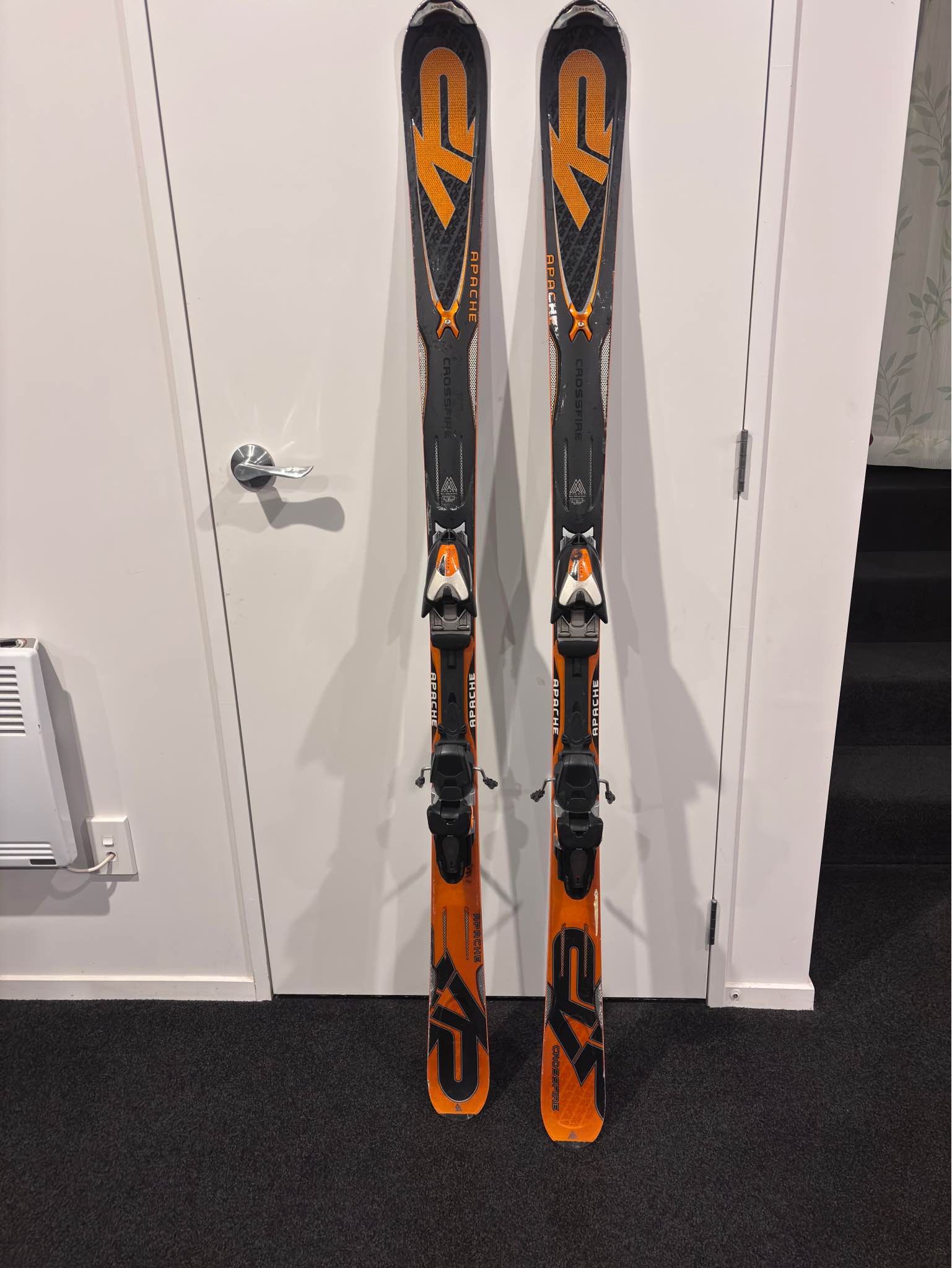 スキー板: K2 Apache Crossfire 163㎝ ビンディング: Marker 製 MX12.0