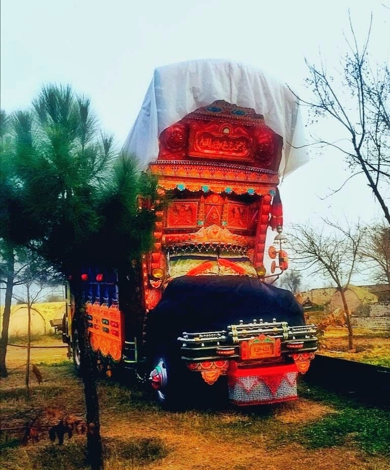 Trucks Of Pakistan - حسن کی ملکہ ..... ♥️ | Facebook