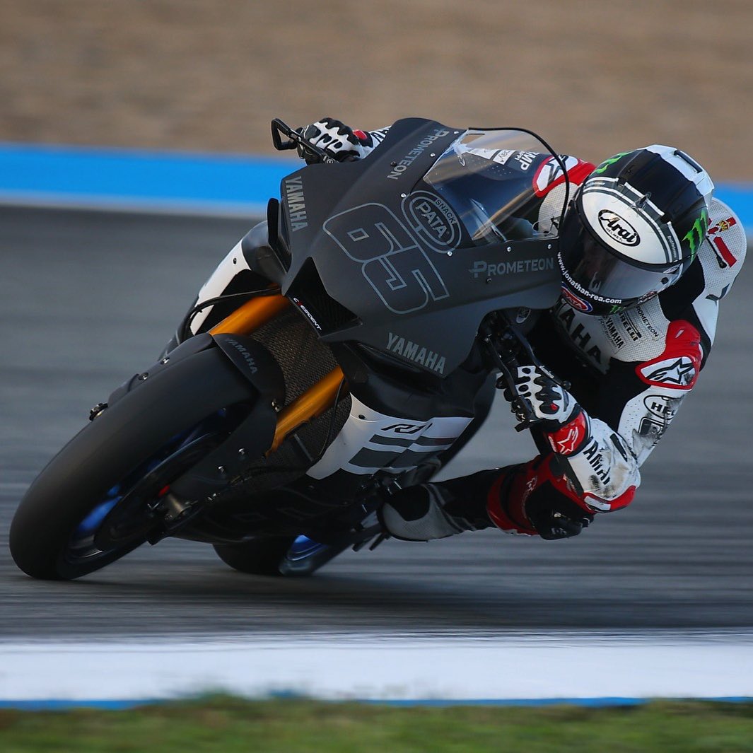 MotoCity 重論 - Jonathan Rea與他的新戰車YZF-R1 配色真好看!