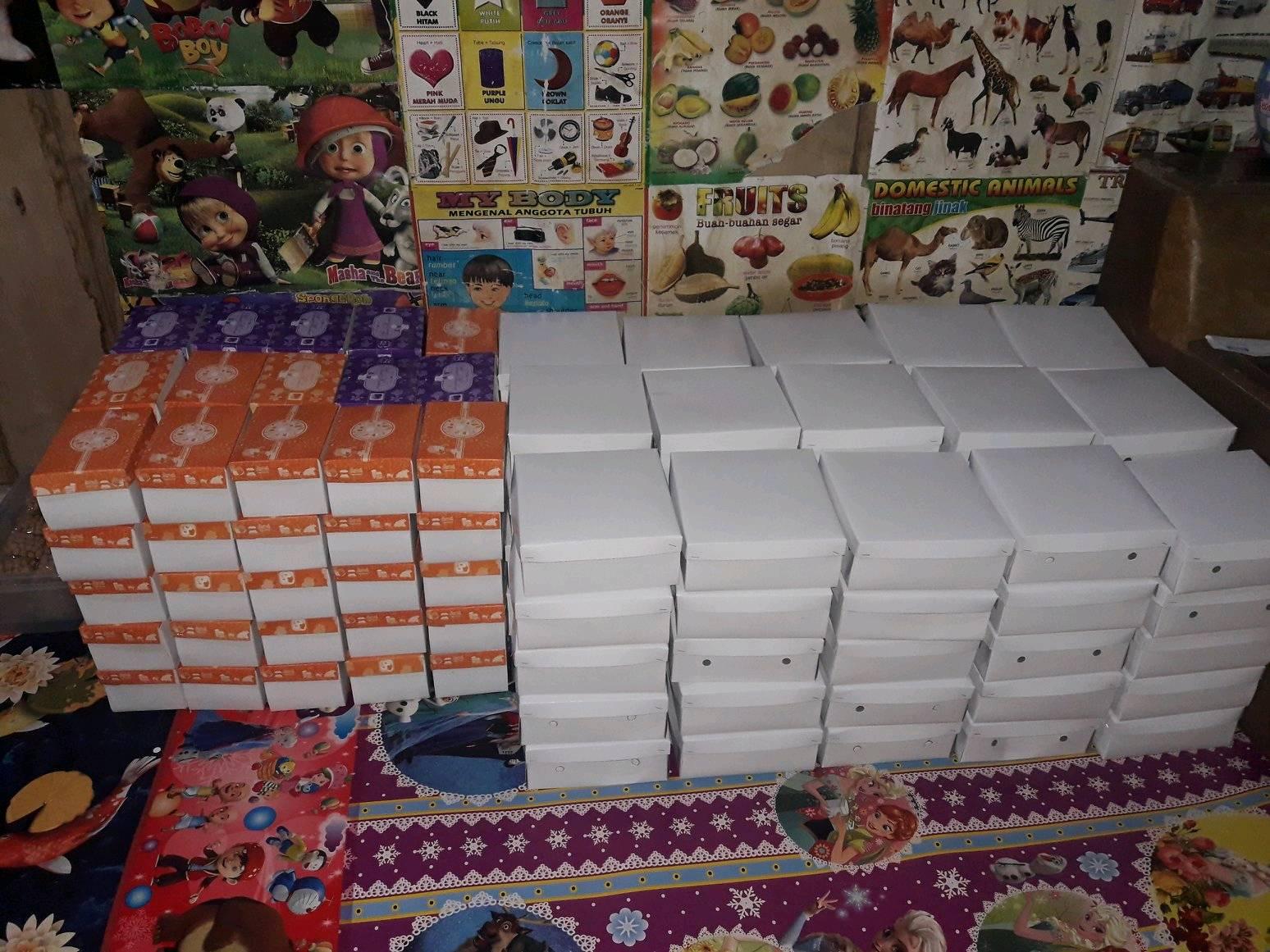 AZZA SNACK Menerima Pesanan Aneka macam kue dan Snack box