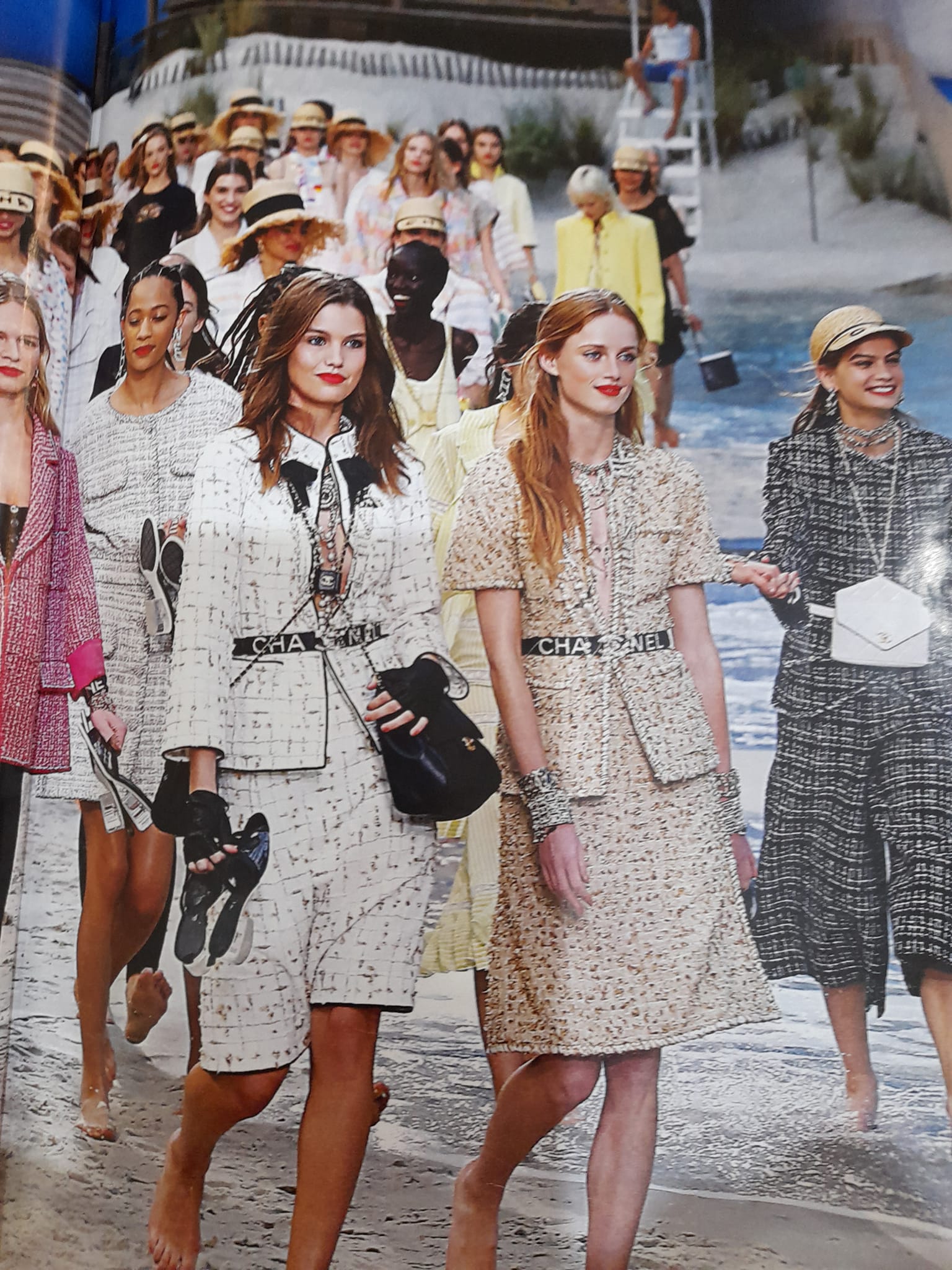 Chanel Official -Beach Look xMaldives .