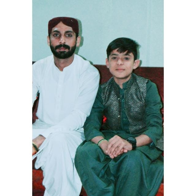 Ali waris rangsaz groups