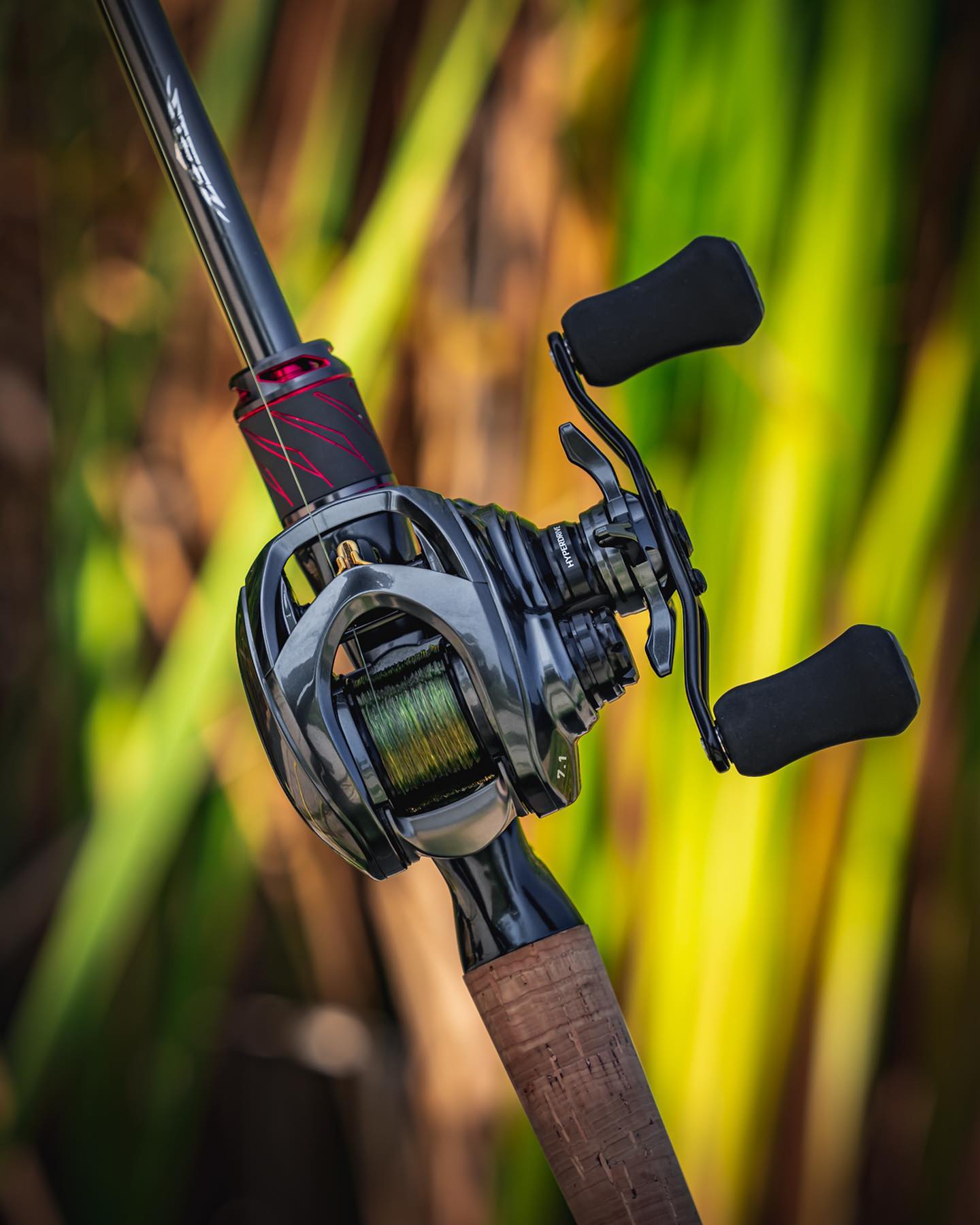 Take a closer look at the STEEZ SV LIGHT TW 100XXHL. A few shots