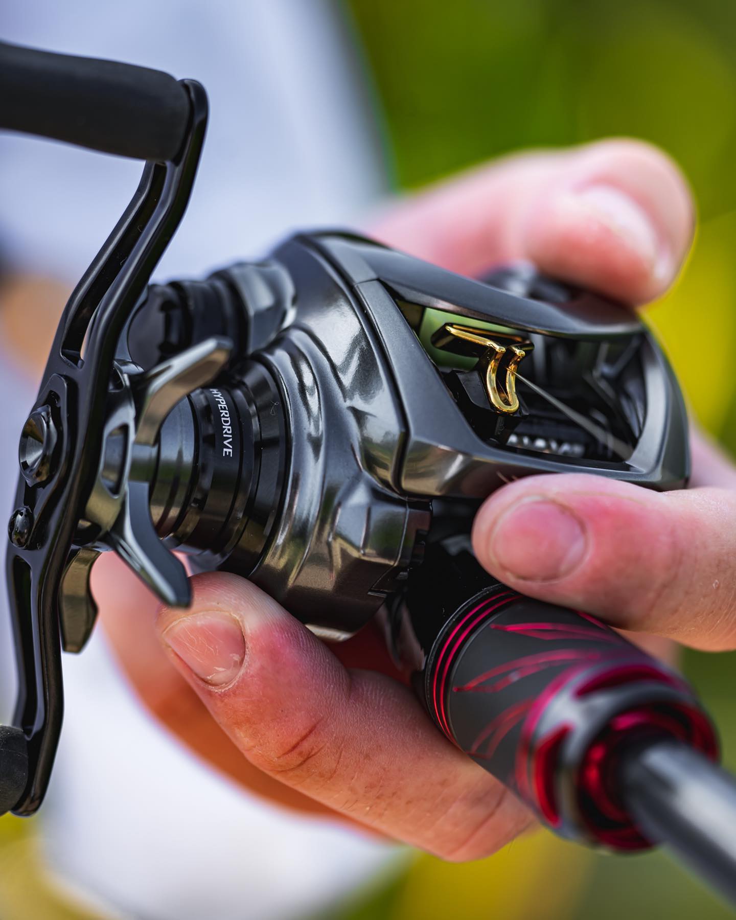 Take a closer look at the STEEZ SV LIGHT TW 100XXHL. A few shots