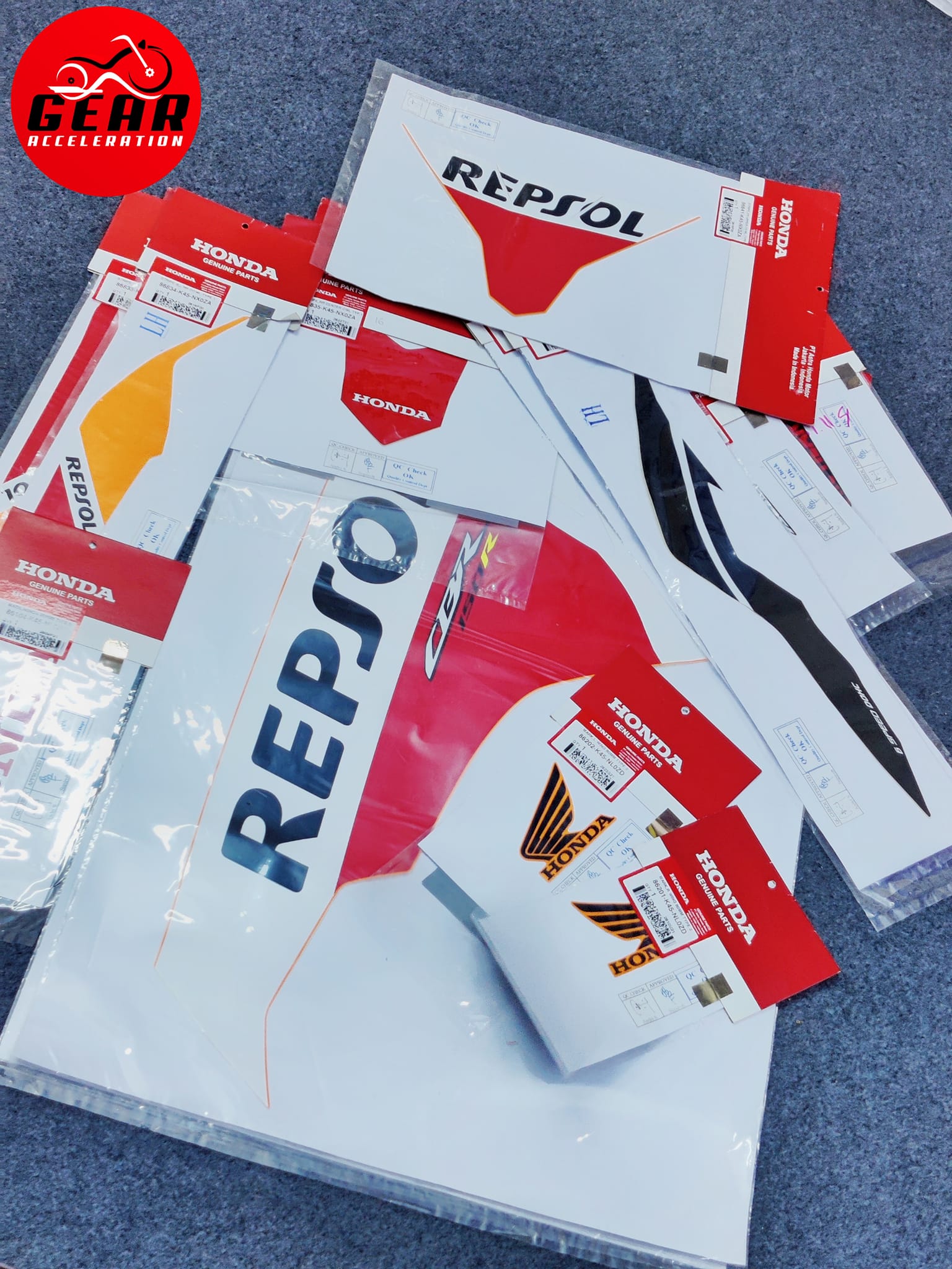 ️CBR150r 2018-20 Repsol Sticker... - Gear Acceleration