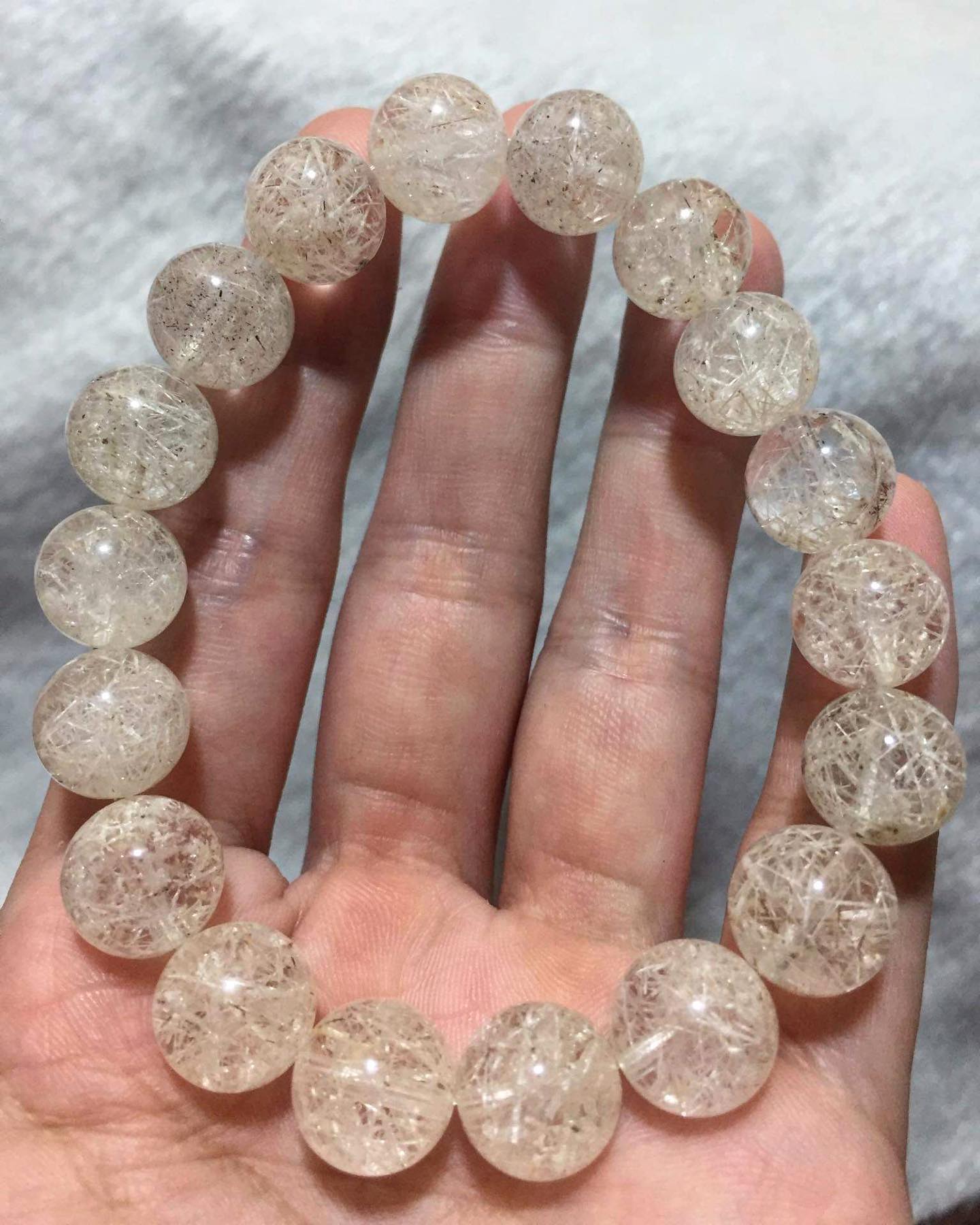 Snow Rutile Quartz 11.8 mm... - กำไลหินนำโชค by Sanderastones | Facebook