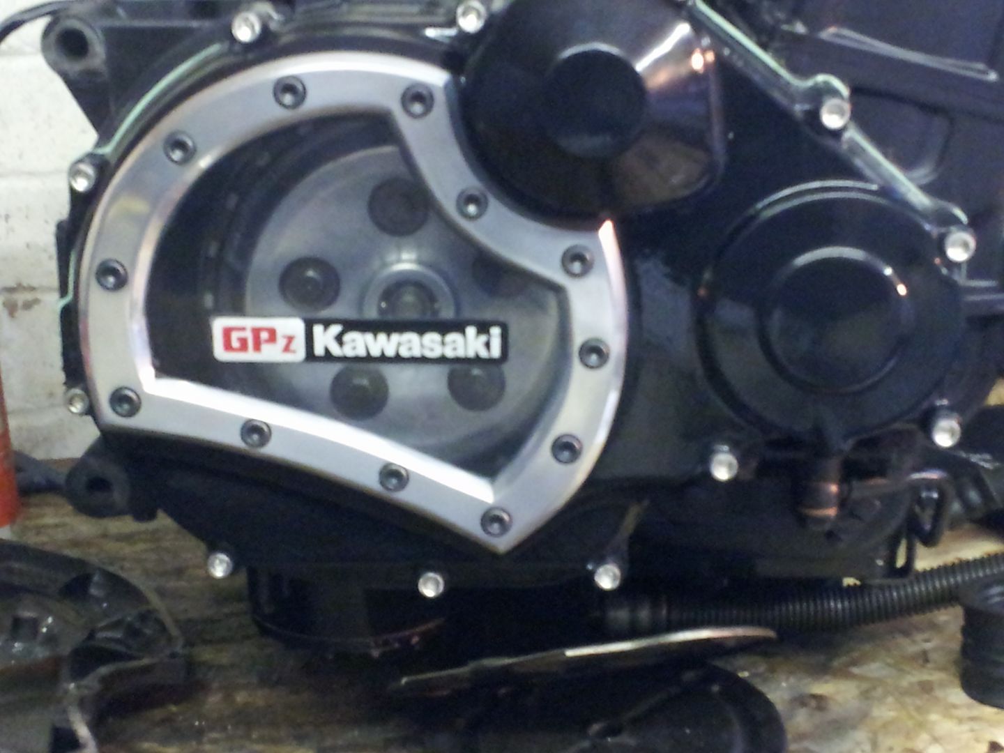 Restoring a 1992 Kawasaki ZX7 with ZX9R engine swap