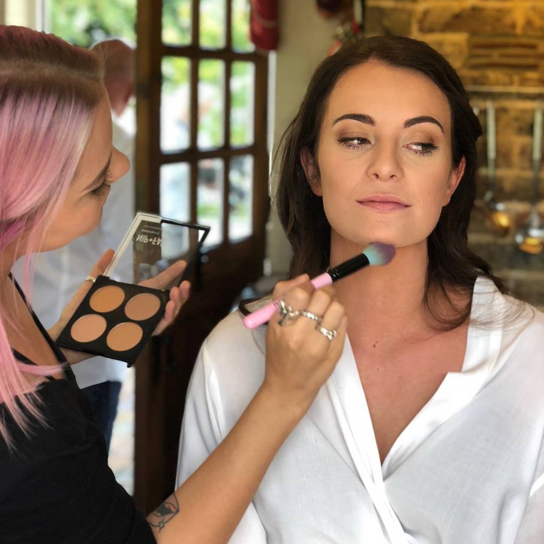 VictoriaX Makeup