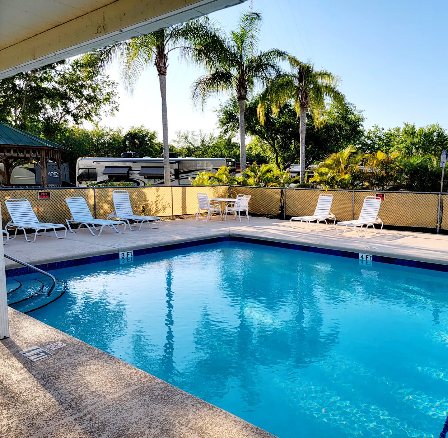 Port St. Lucie RV Resort | Port Saint Lucie FL