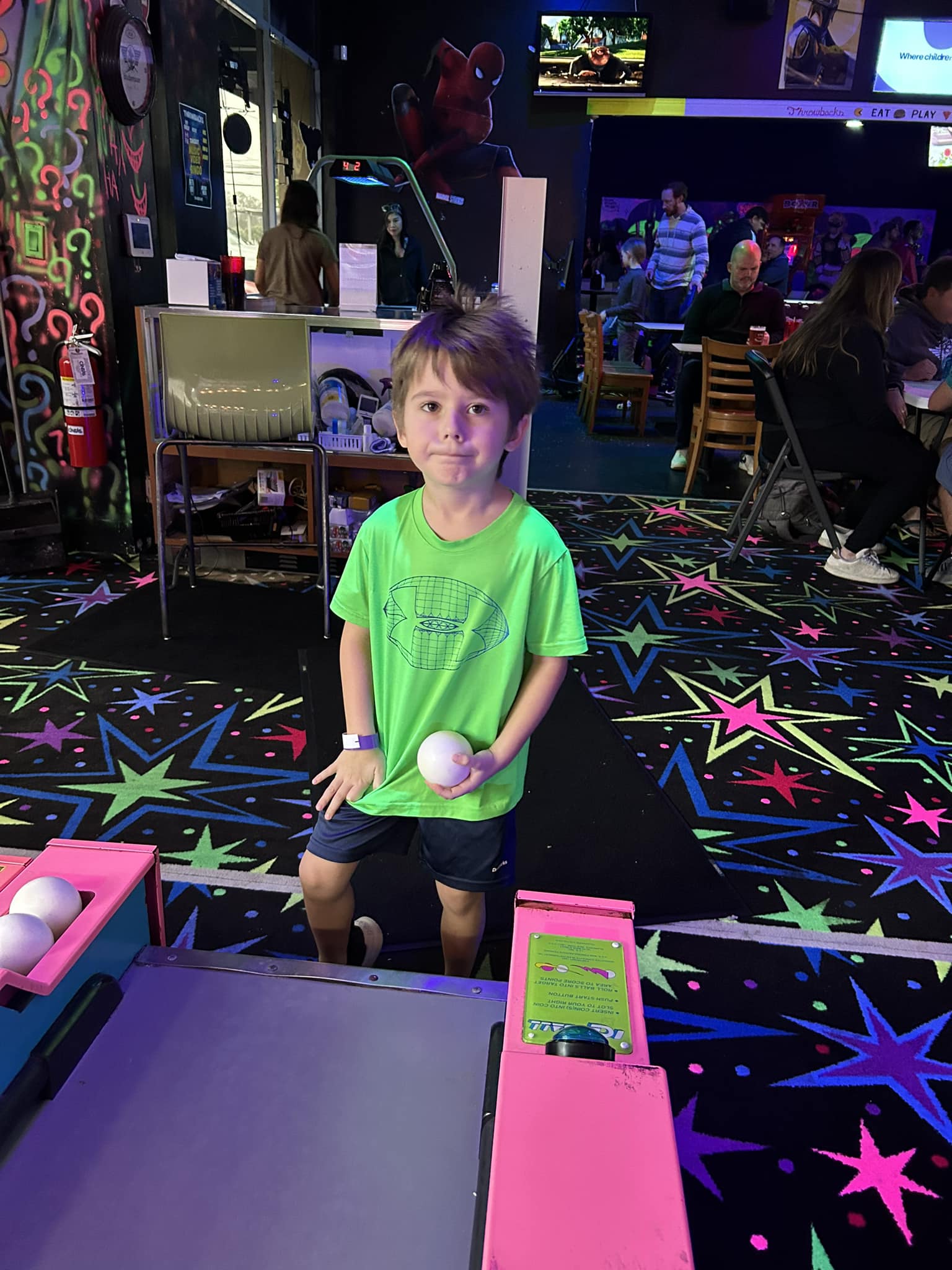 アトラクションズ Arcade game experience and user reviews