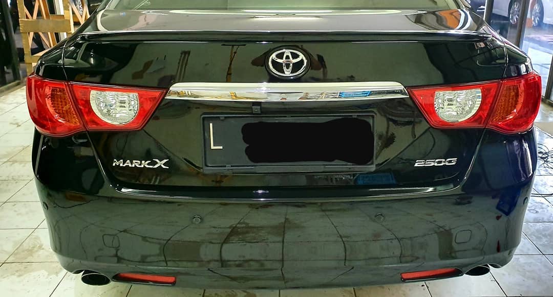 TOYOTA MARK X - CUSTOM DUCKTAIL - Custom Gallery 99