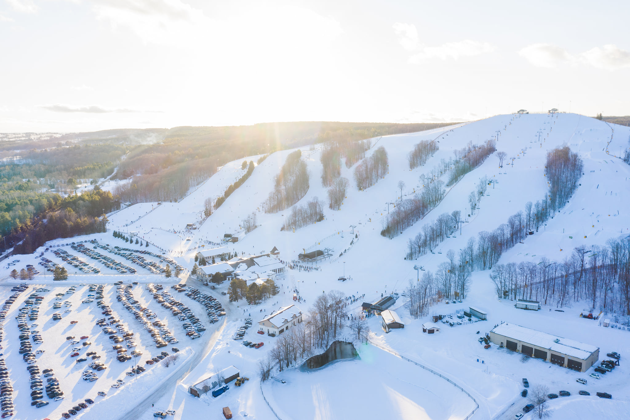 Mount St. Louis Moonstone - Conditions are incredible! Over a metre ...