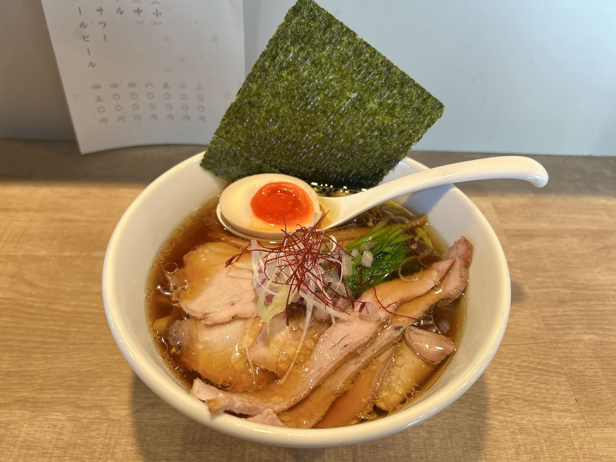 八王子市明神町の中華そば むぎすけへ。6月25日に炎跡地にオープン。昼