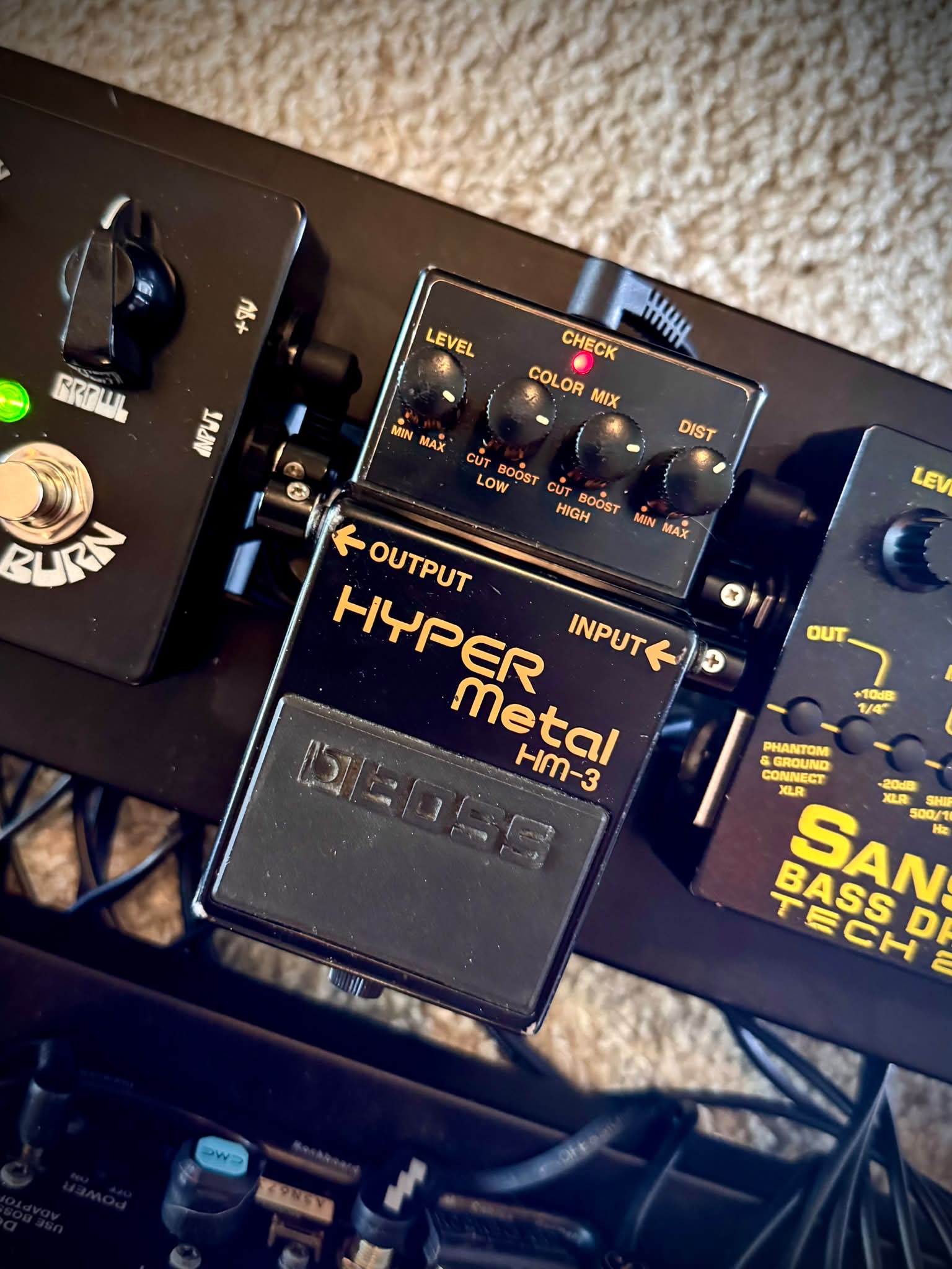 Boss Hyper Metal HM-3 distortion pedal overview
