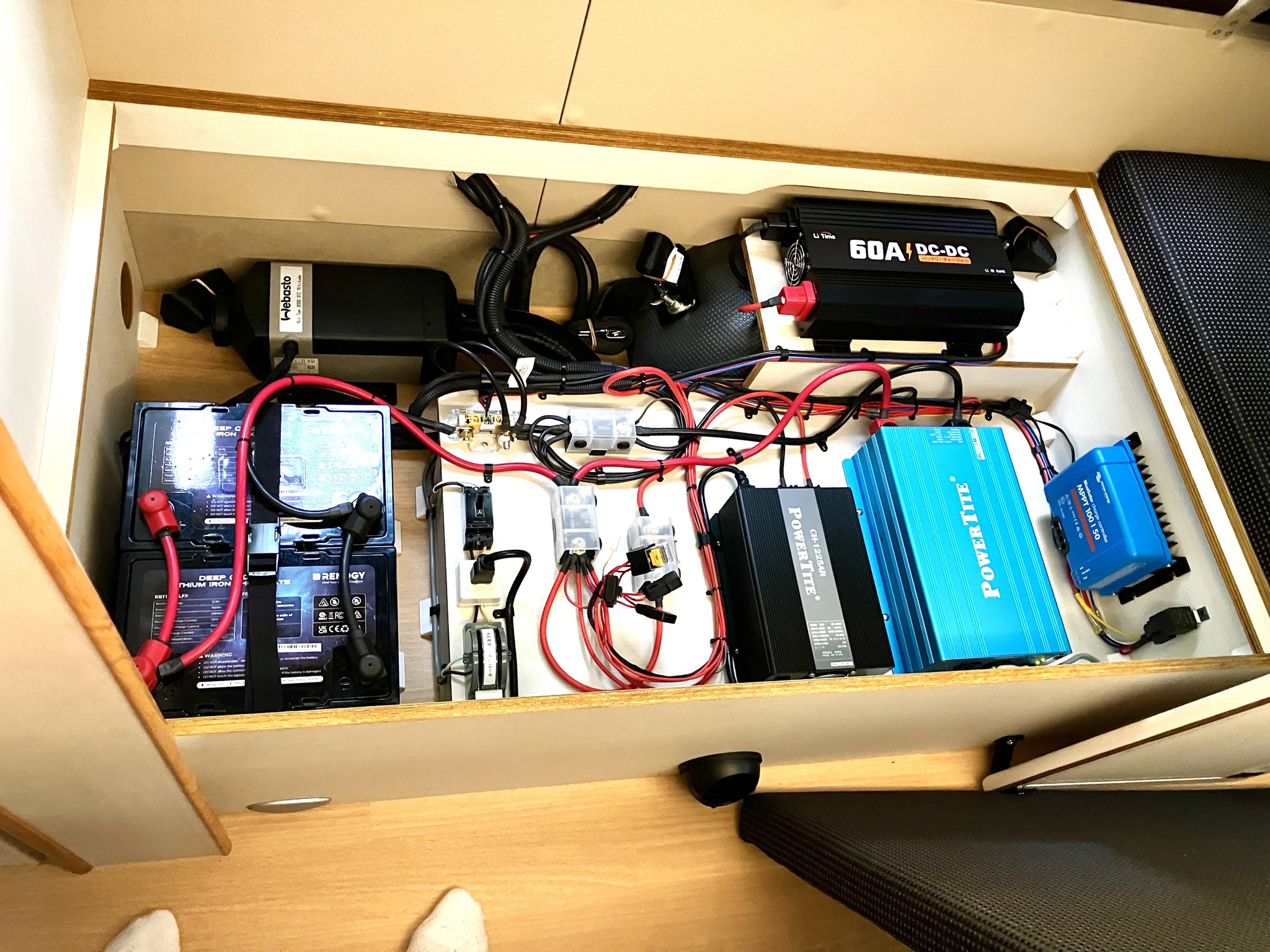 バッテリーの発熱について》 待望のキャンピングカーが納車され 