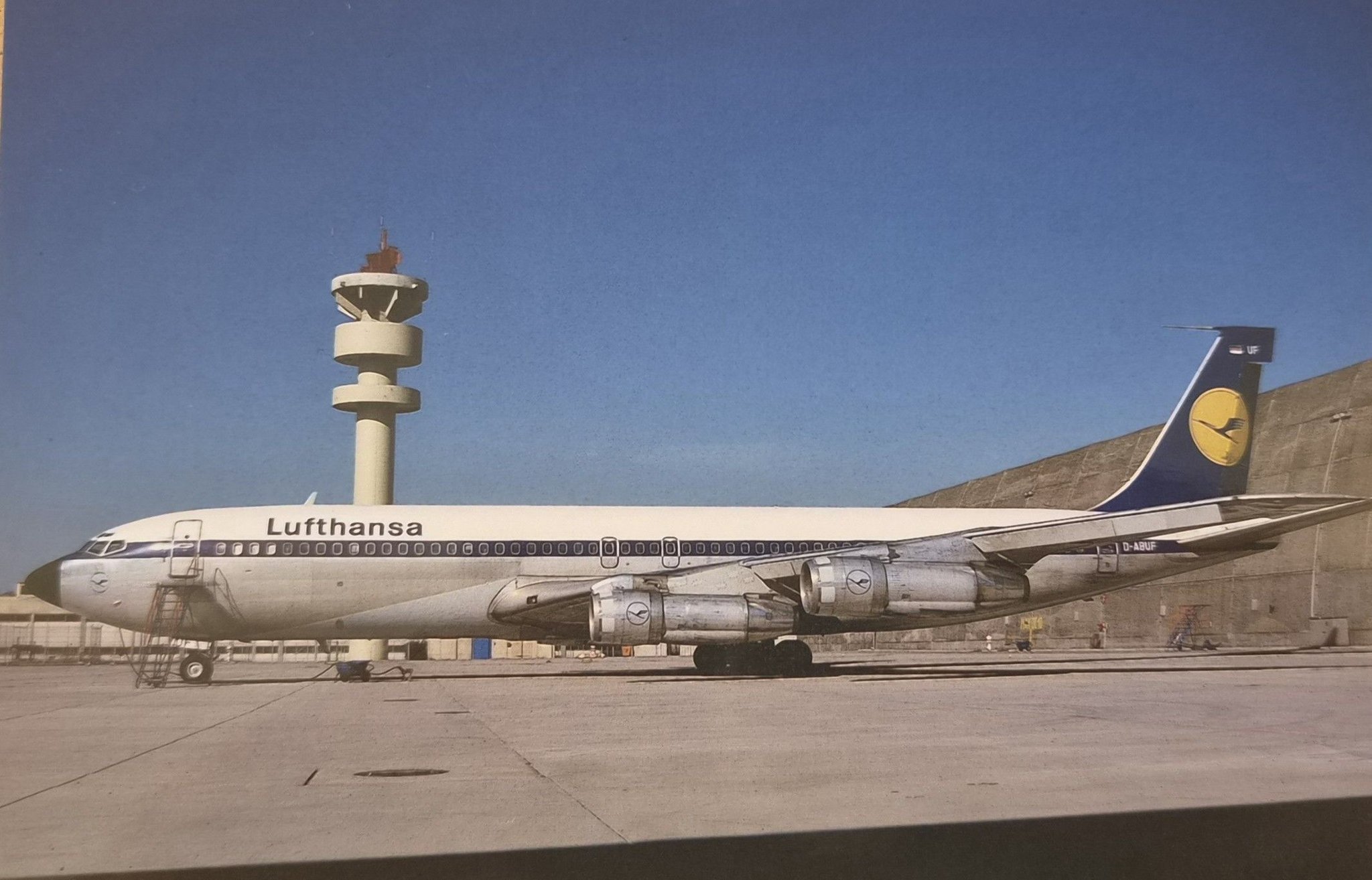 Lufthansa 707-300 D-ABUH FRA Sep79. Photo Copyright: Kev Colbran
