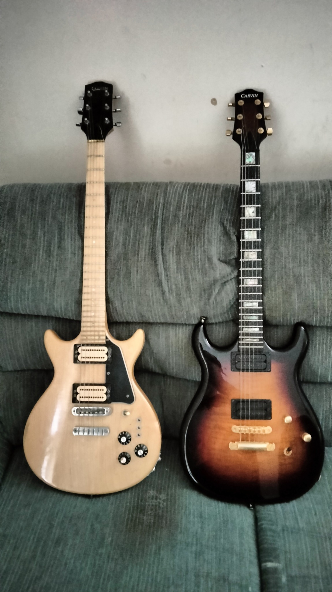 Restoring a 1980's Carvin DC150 guitar