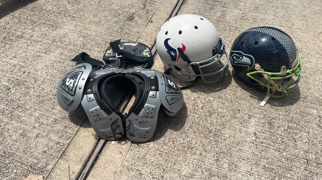 ls2 arrow evo helmet Mcphee Blue White Black size Large Movie_Star Wars wicking liner The Backpack, Hostel in Color:Butternut