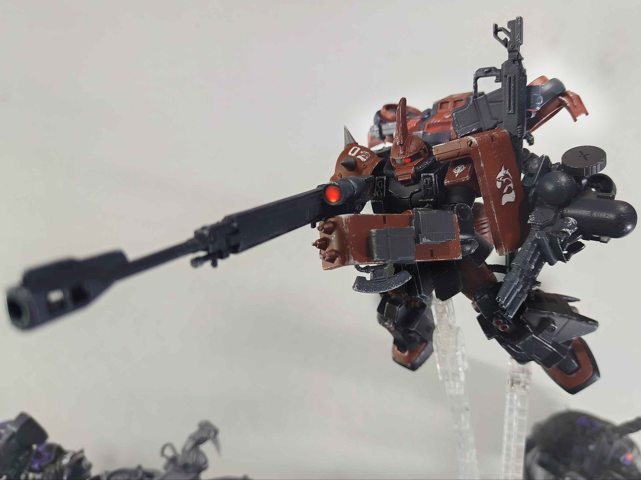 Zmt-s37s Zanspine mobile suit with Minovsky drive technology
