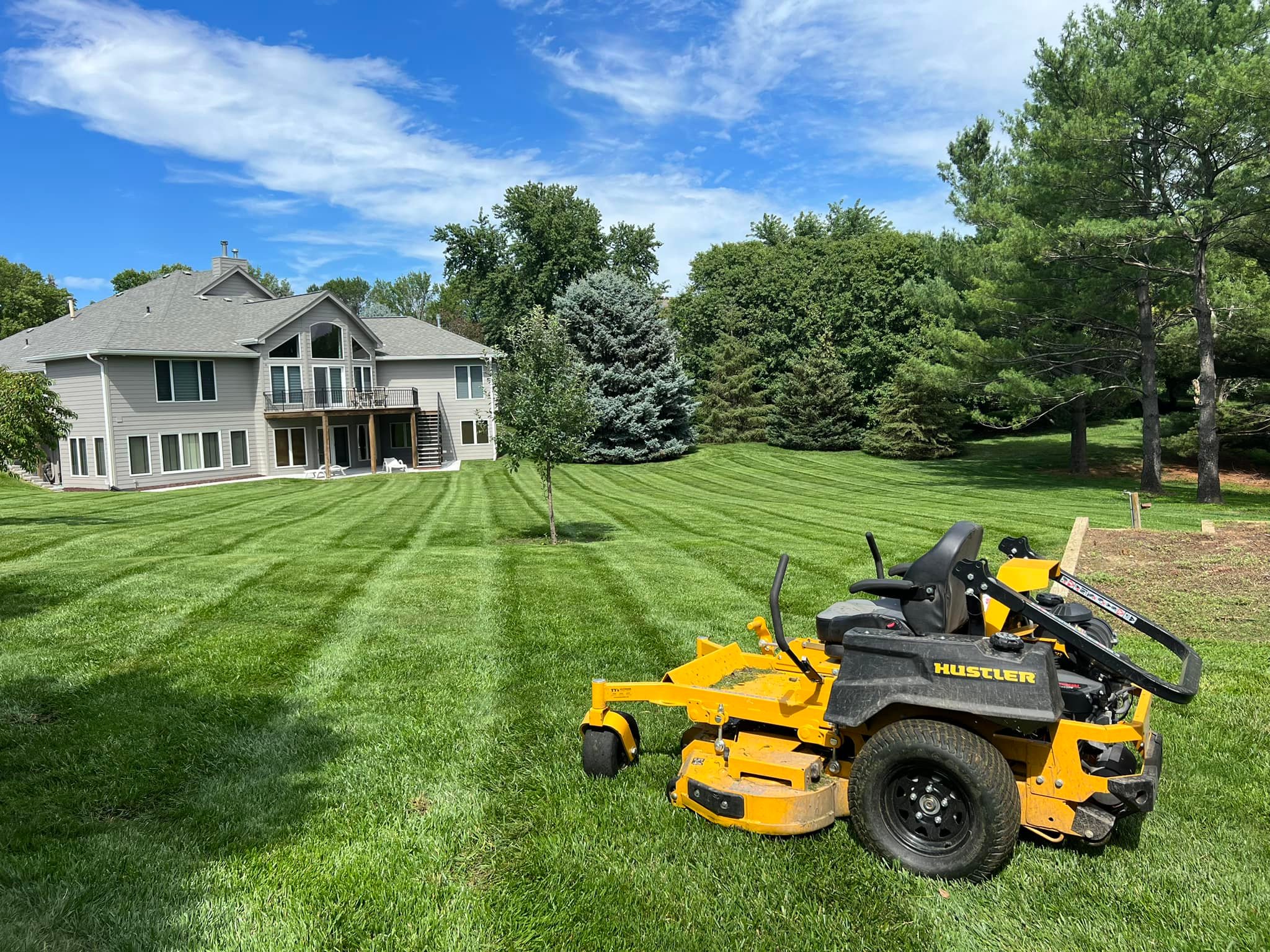 Pristine Green Lawn Services LLC