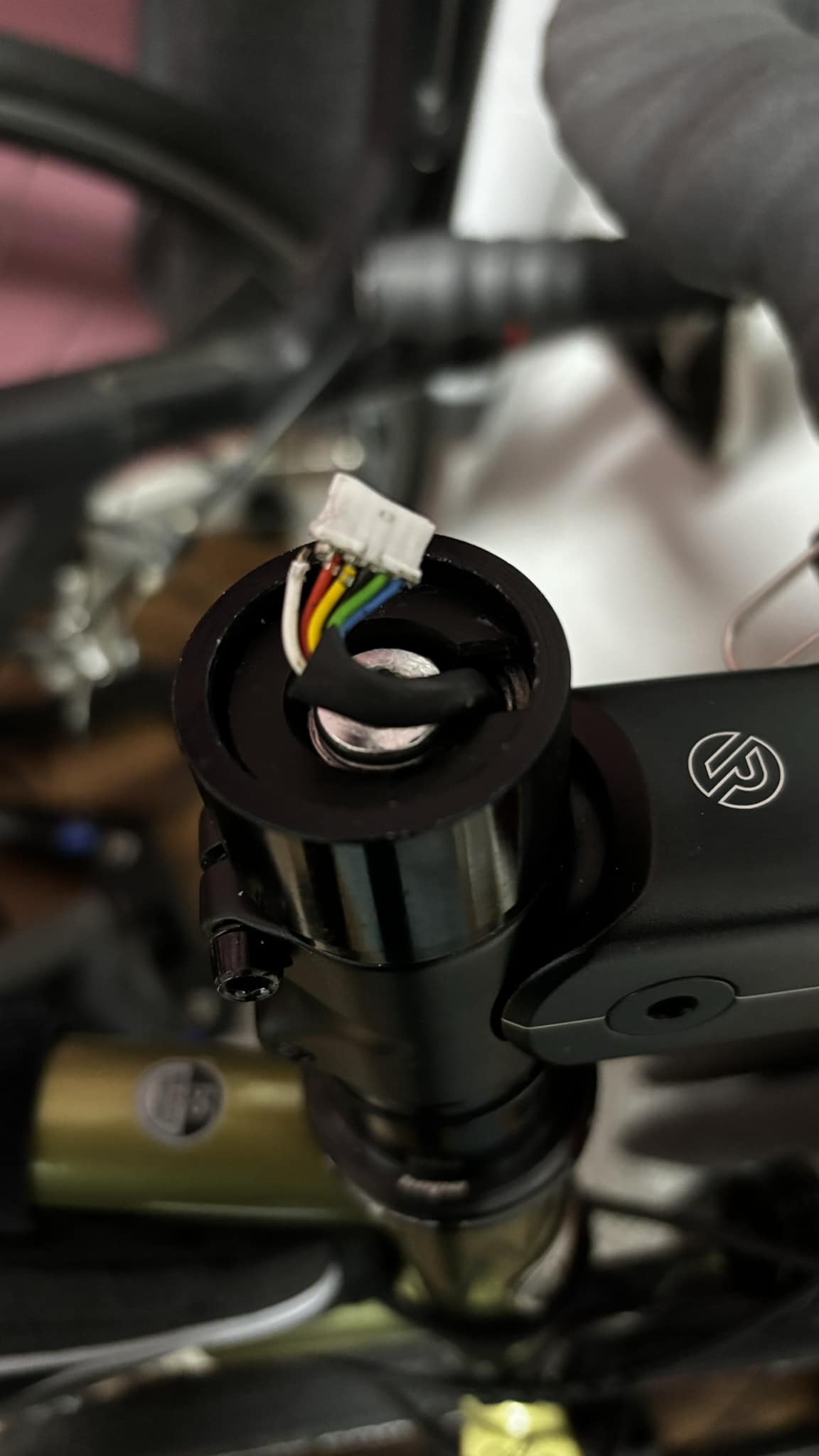 Cinq5 The Plug 5 Plus Hub: Dispositivo Di Ricarica Alimentato Da Dinamo Per Bici - Foto 5