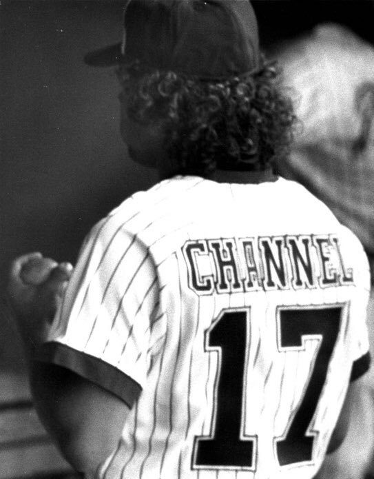In May and June of 1976, the Braves wore nicknames on their jersey