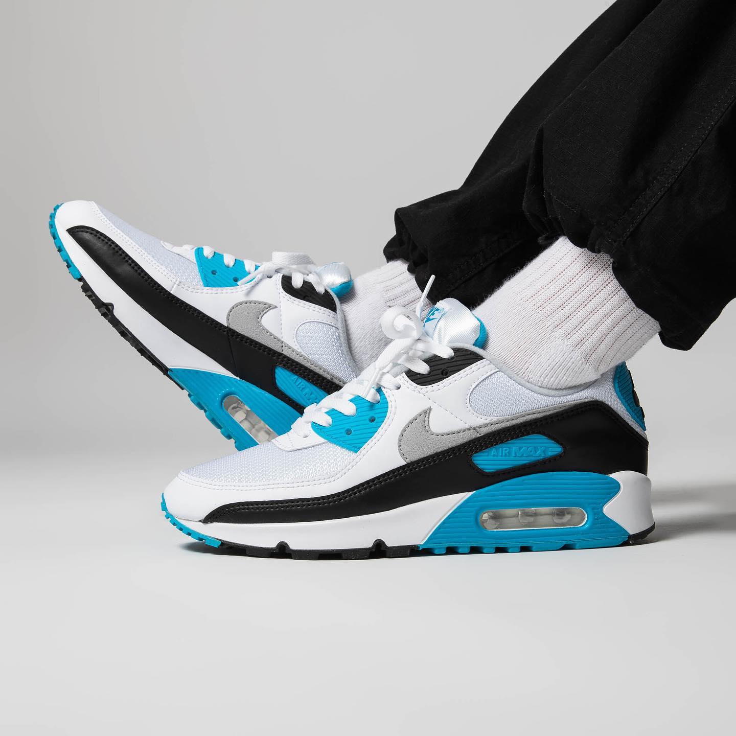 to celebrate the 30th Anniversary, the Nike Air Max 90 returns in 